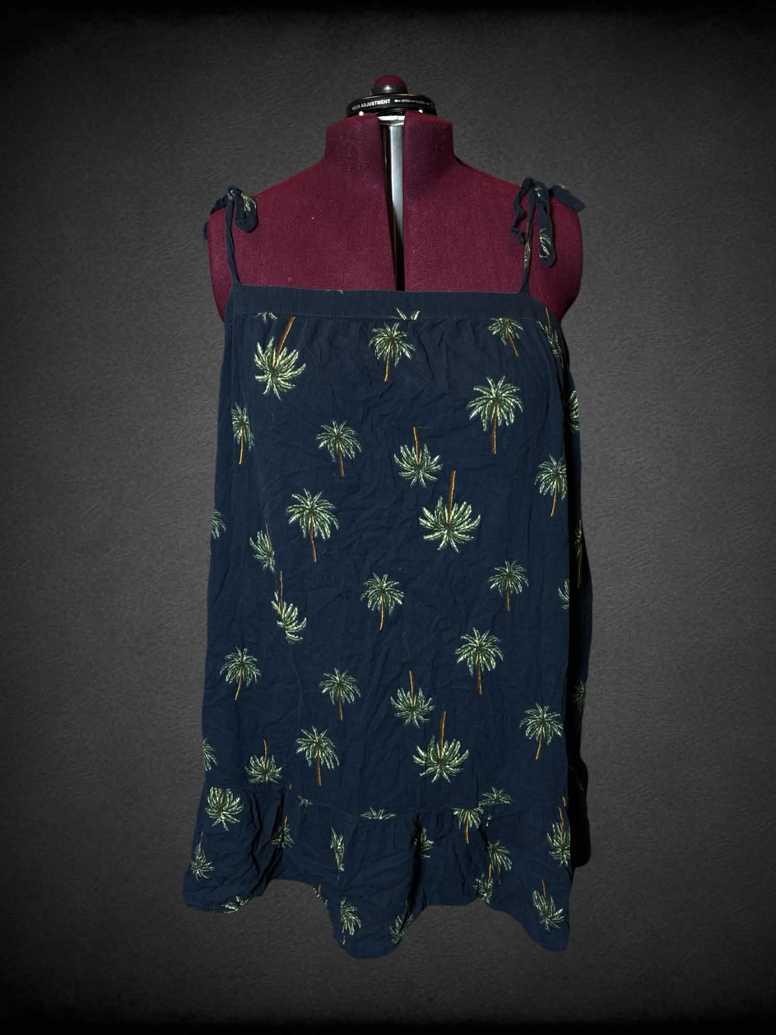 2X Loft navy blue dress with palm tree pattern, and adjustable tie straps, and buttons on back