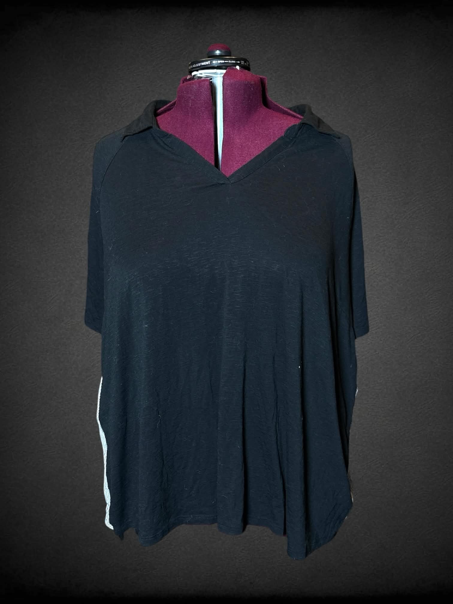 5X Skies Are Blue black shirt polo shirt with striped back, and buttons on sleeves