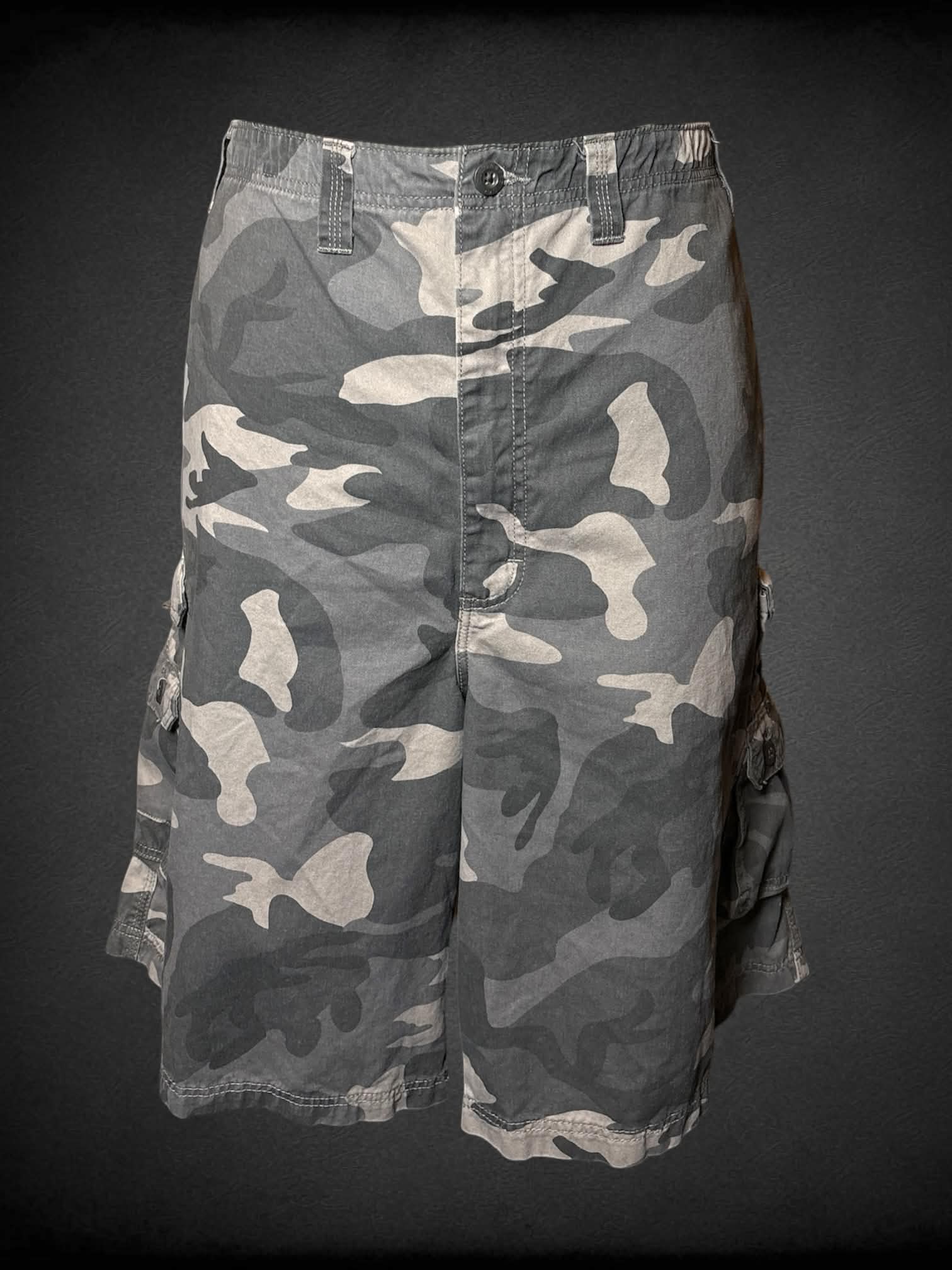 4X Lee green camo cargo shorts