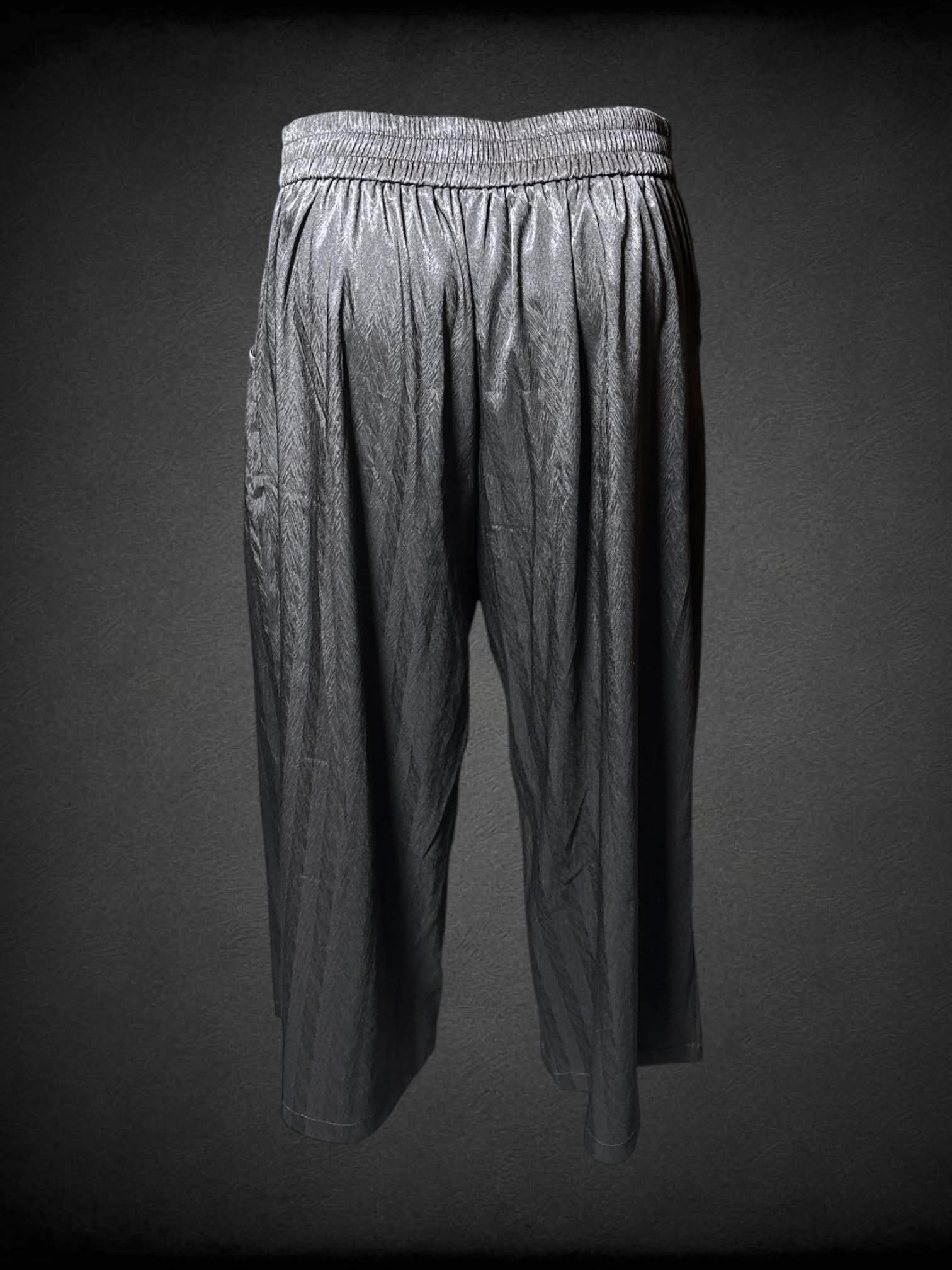 M YSHY NWT black formal flowy pants with subtle zig-zag pattern, decorative buttons, and stretch waist