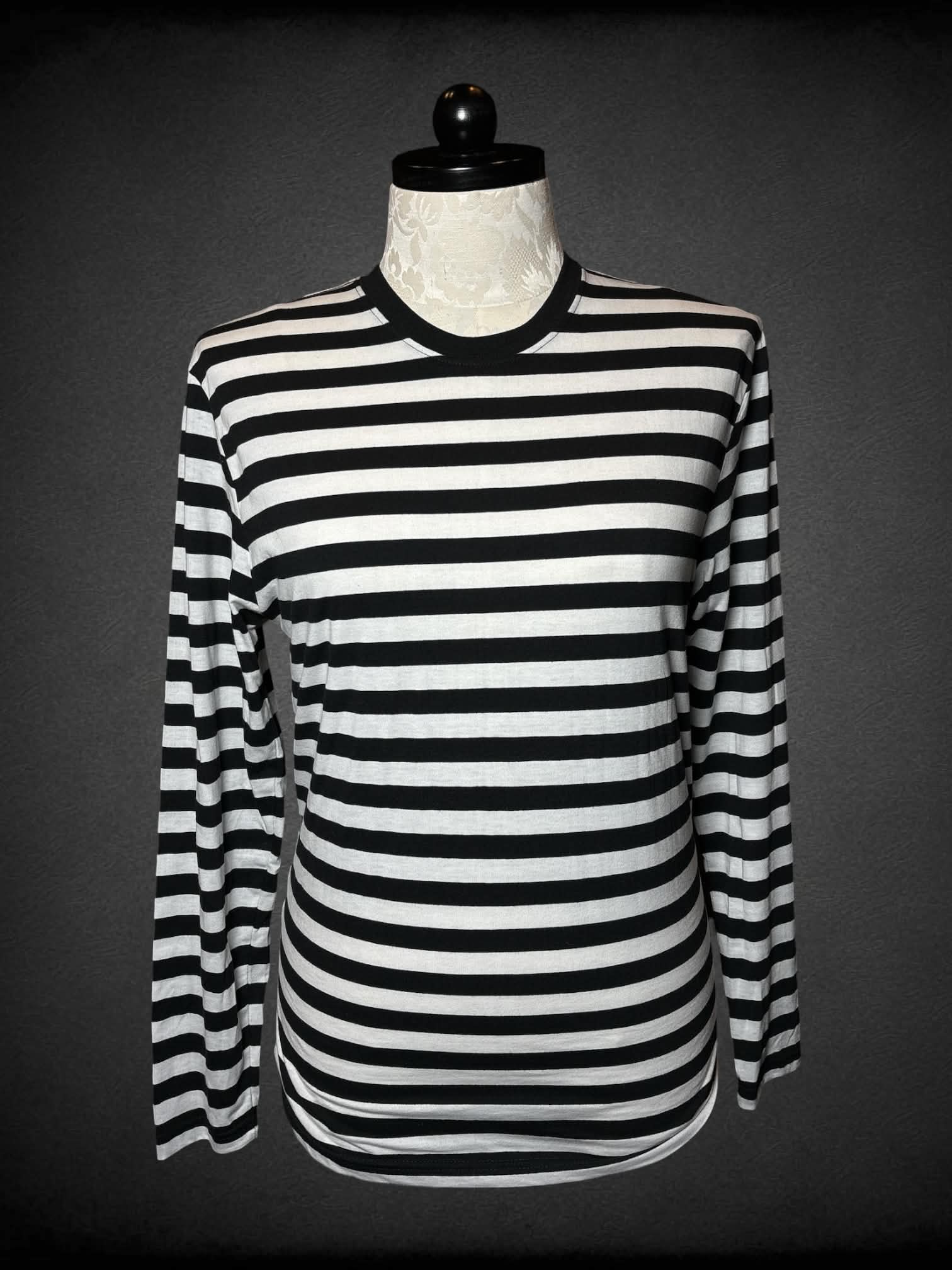 0X Hot Topic black & white striped long sleeve t shirt