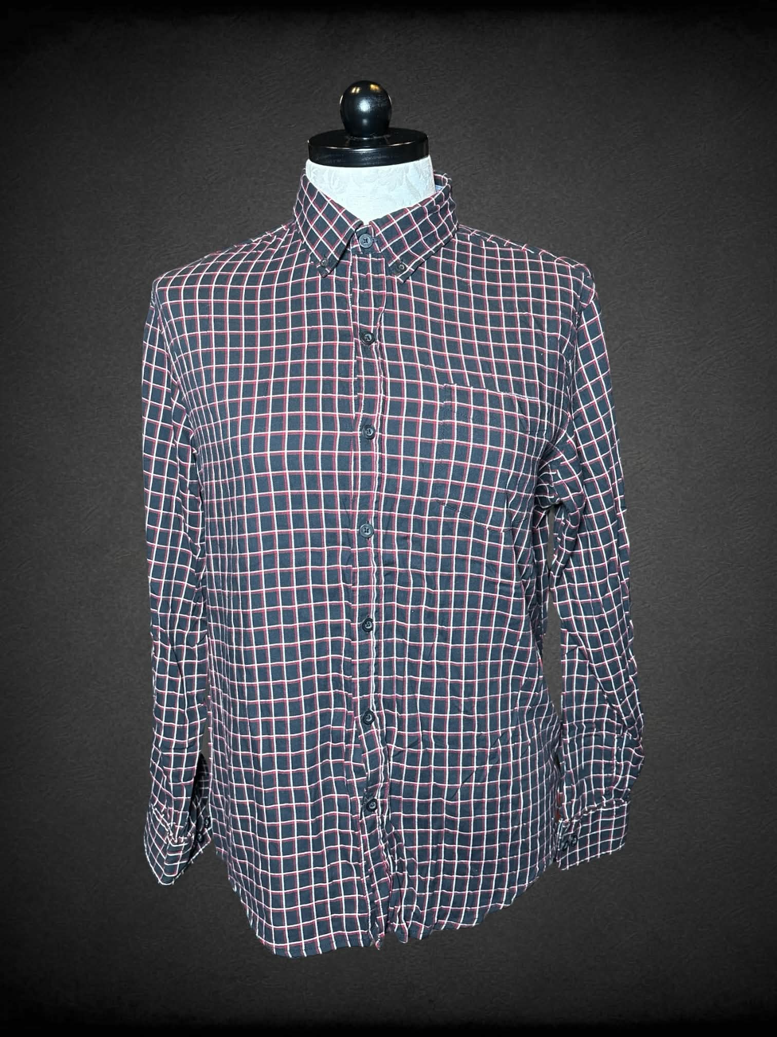1X Land’s End black & red plaid button-down shirt