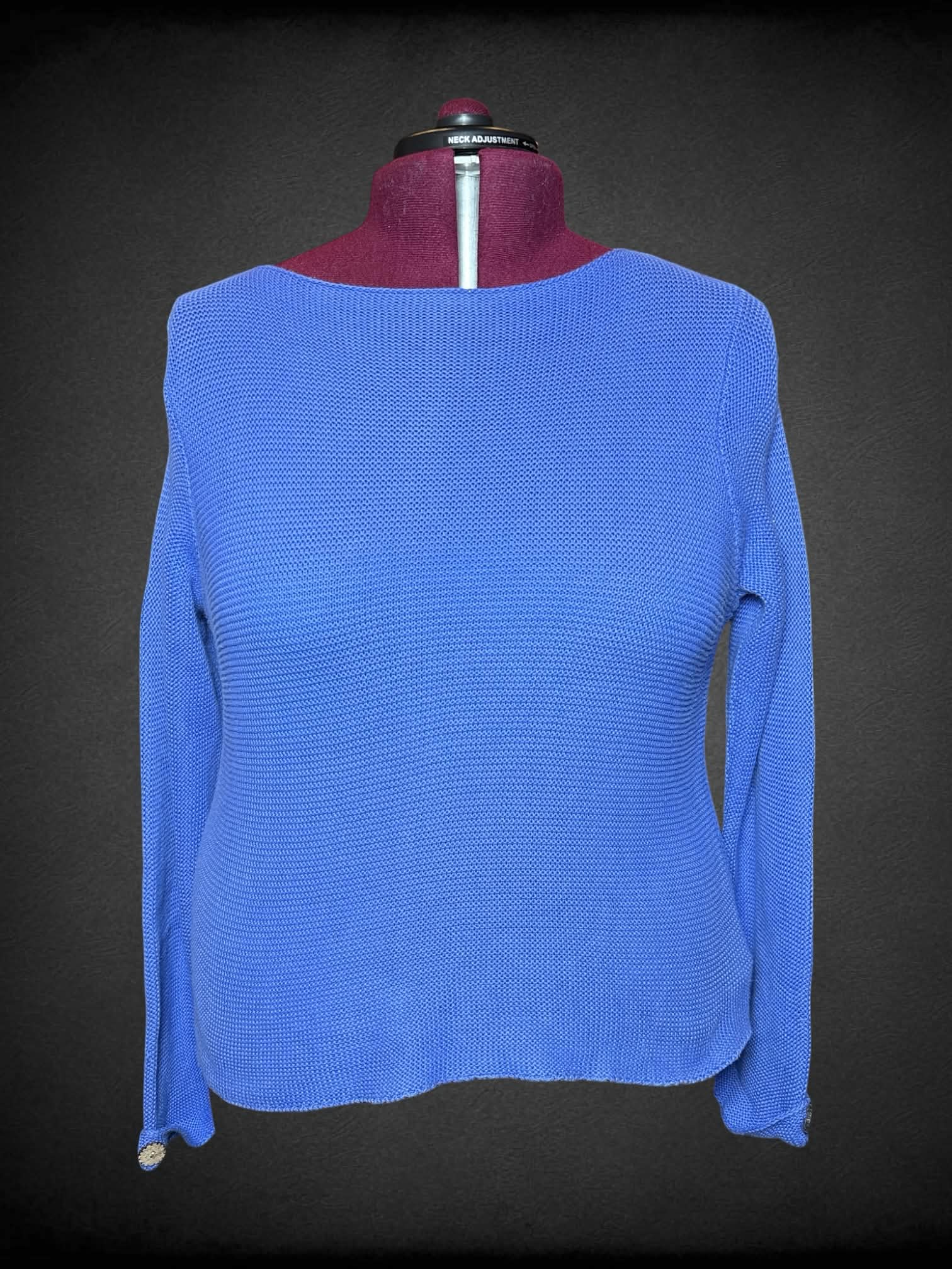 2X Habitat periwinkle knit sweater with button on each sleeve