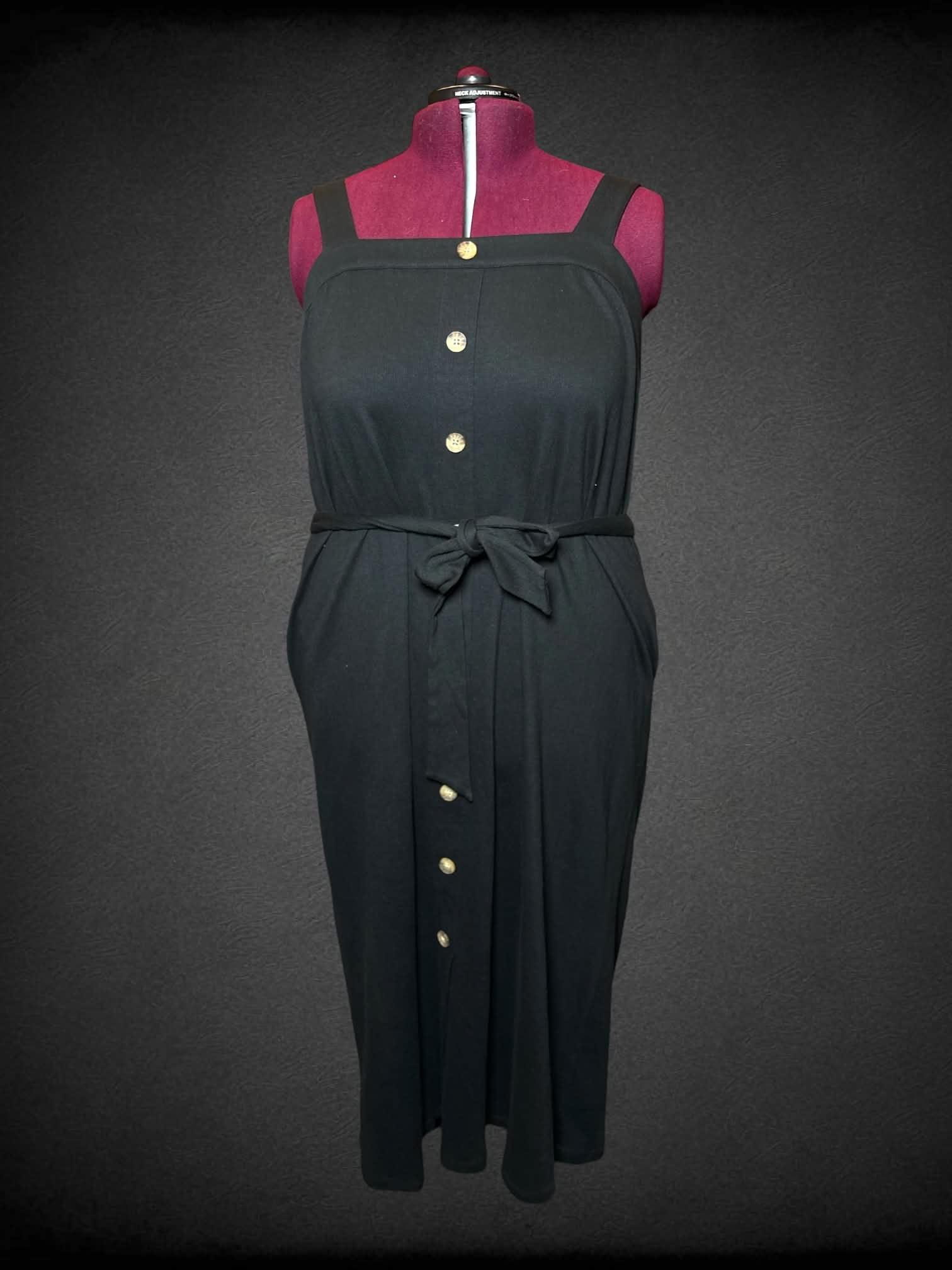 3X Ava & Viv black dress with pockets, decorative buttons, and tie on waist