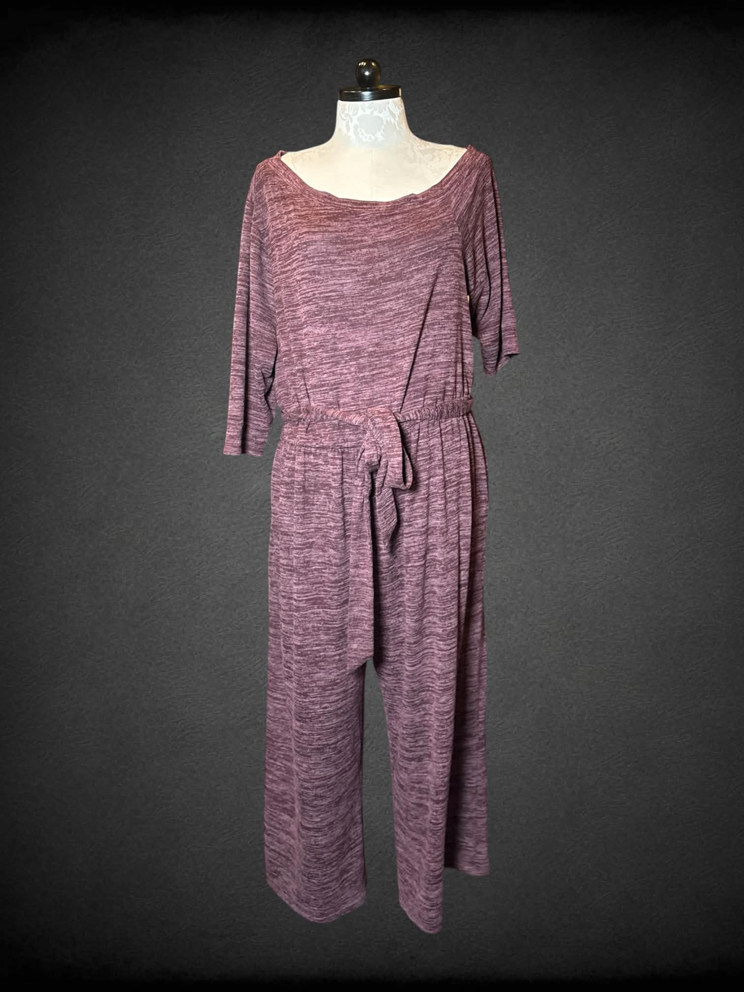 4X Lane Bryant NWT soft mauve jumpsuit with pockets, and adjustable tie in waist