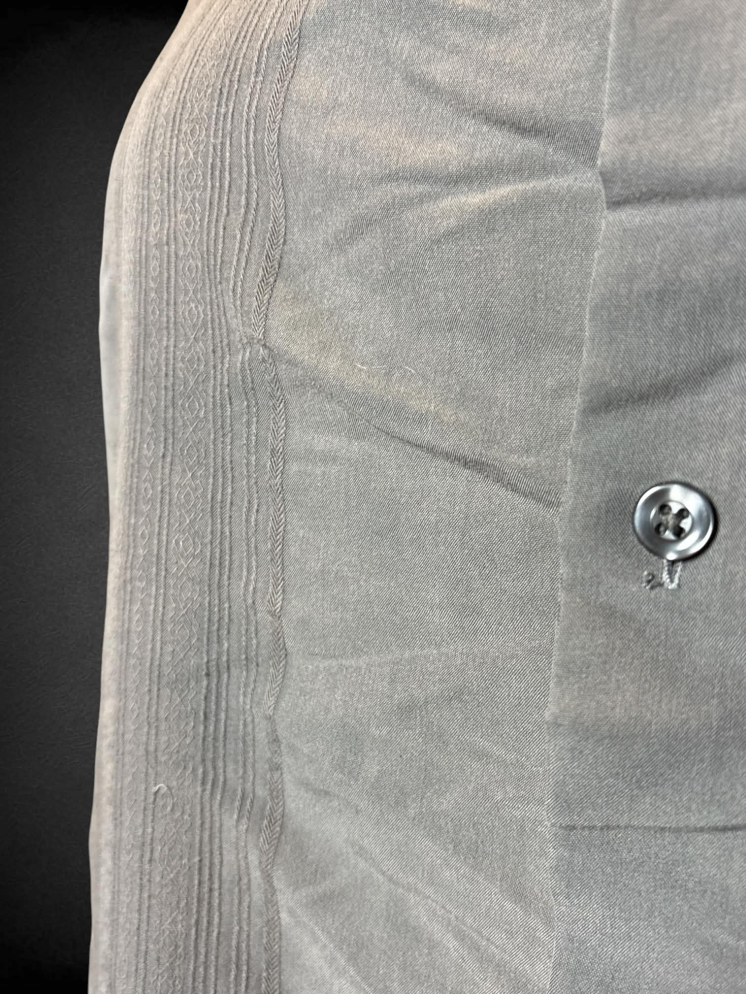 3X Liz Claiborne grey button-up shirt with sewn detailing on front