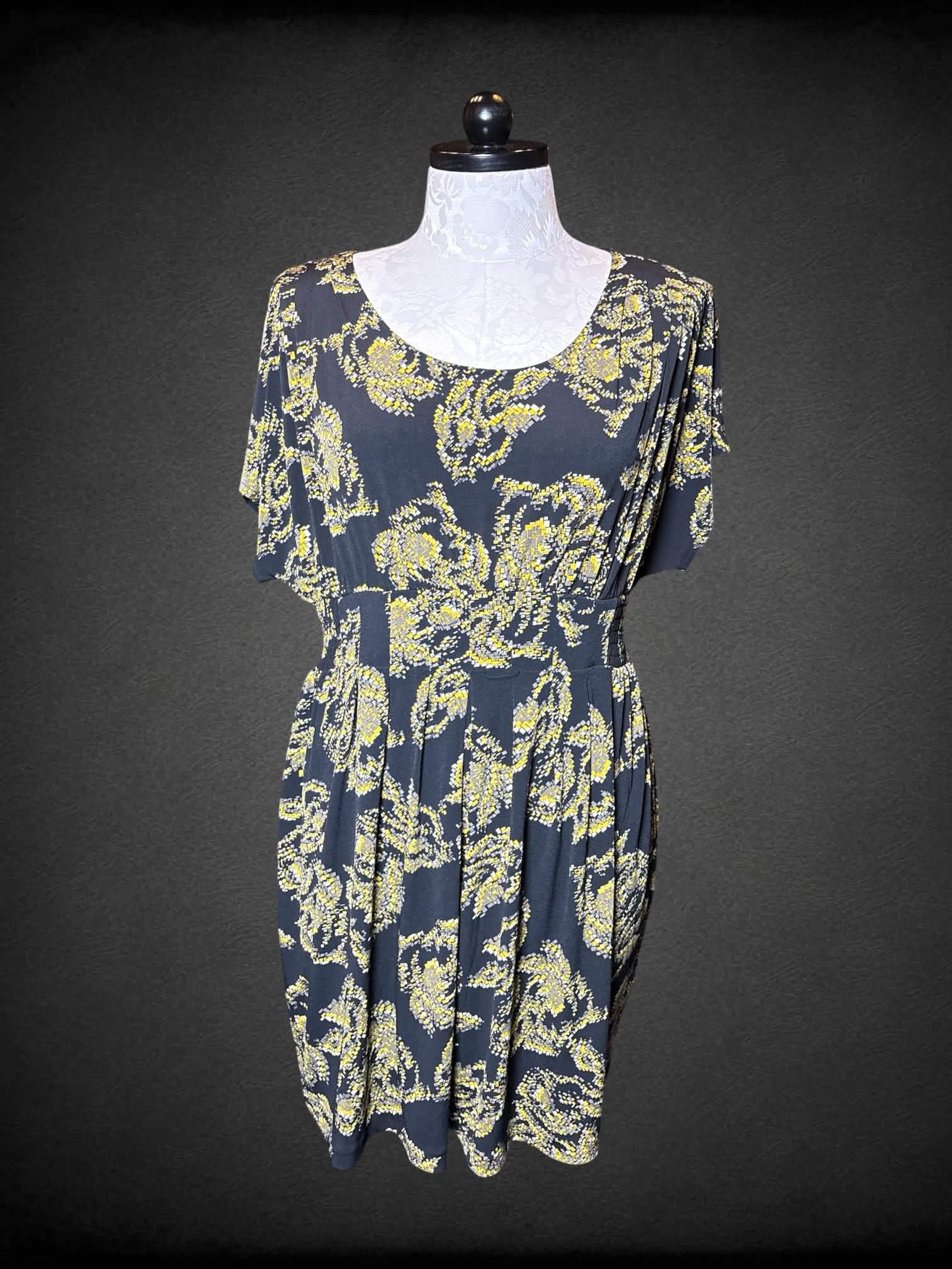 1X Elle black short dress with yellow & grey pixelated-like pattern, and belt loops