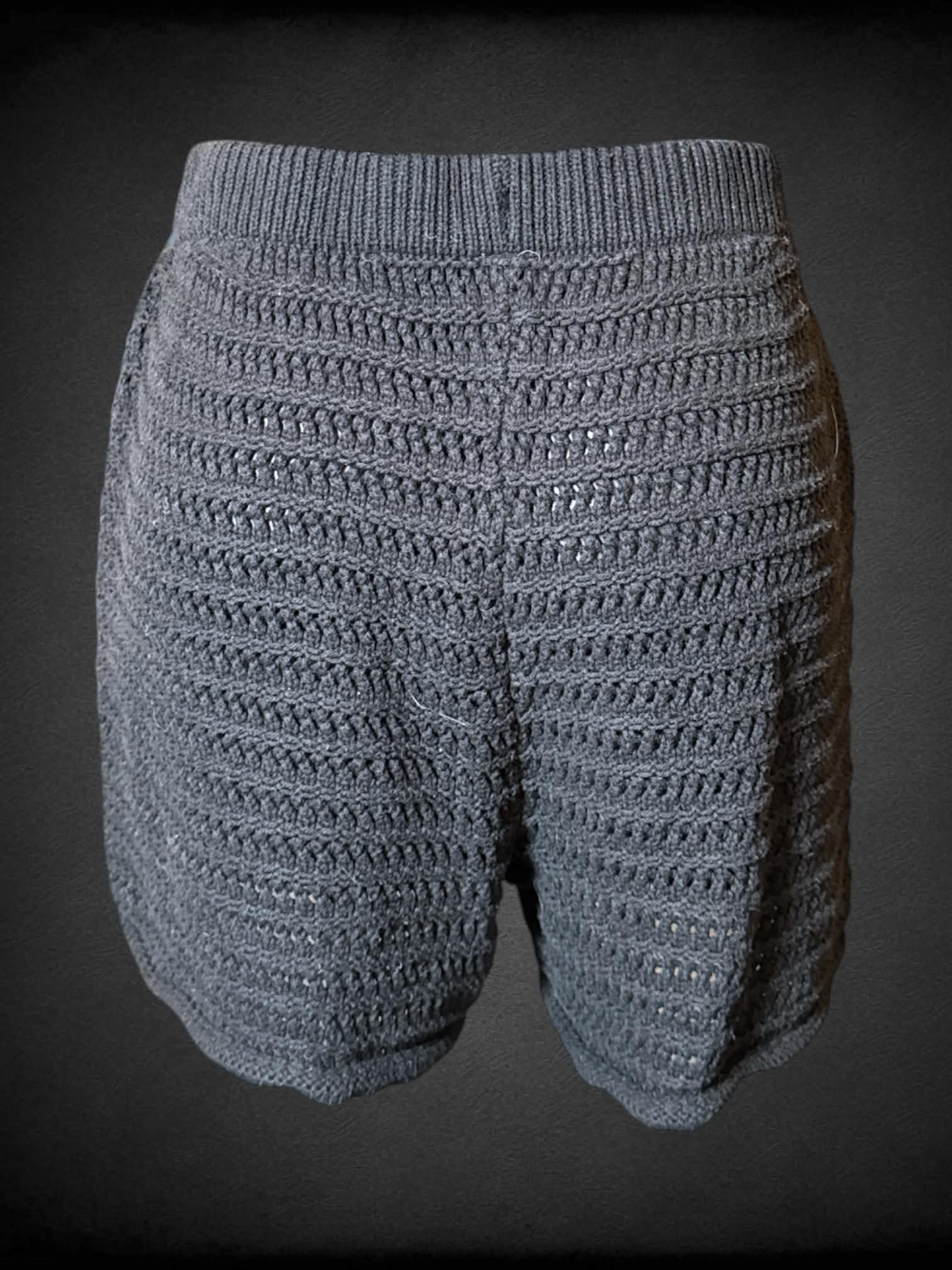 S Wild Fable black knit shorts with stretch waist