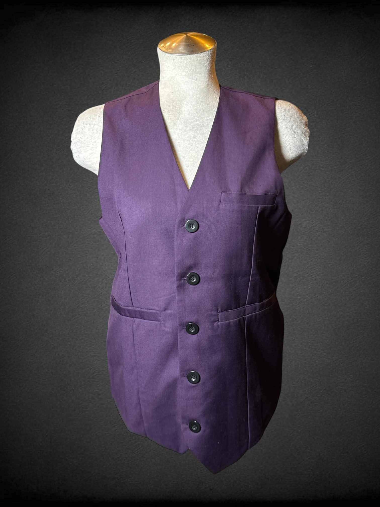 L Aoyog purple button-up vest with faux pockets