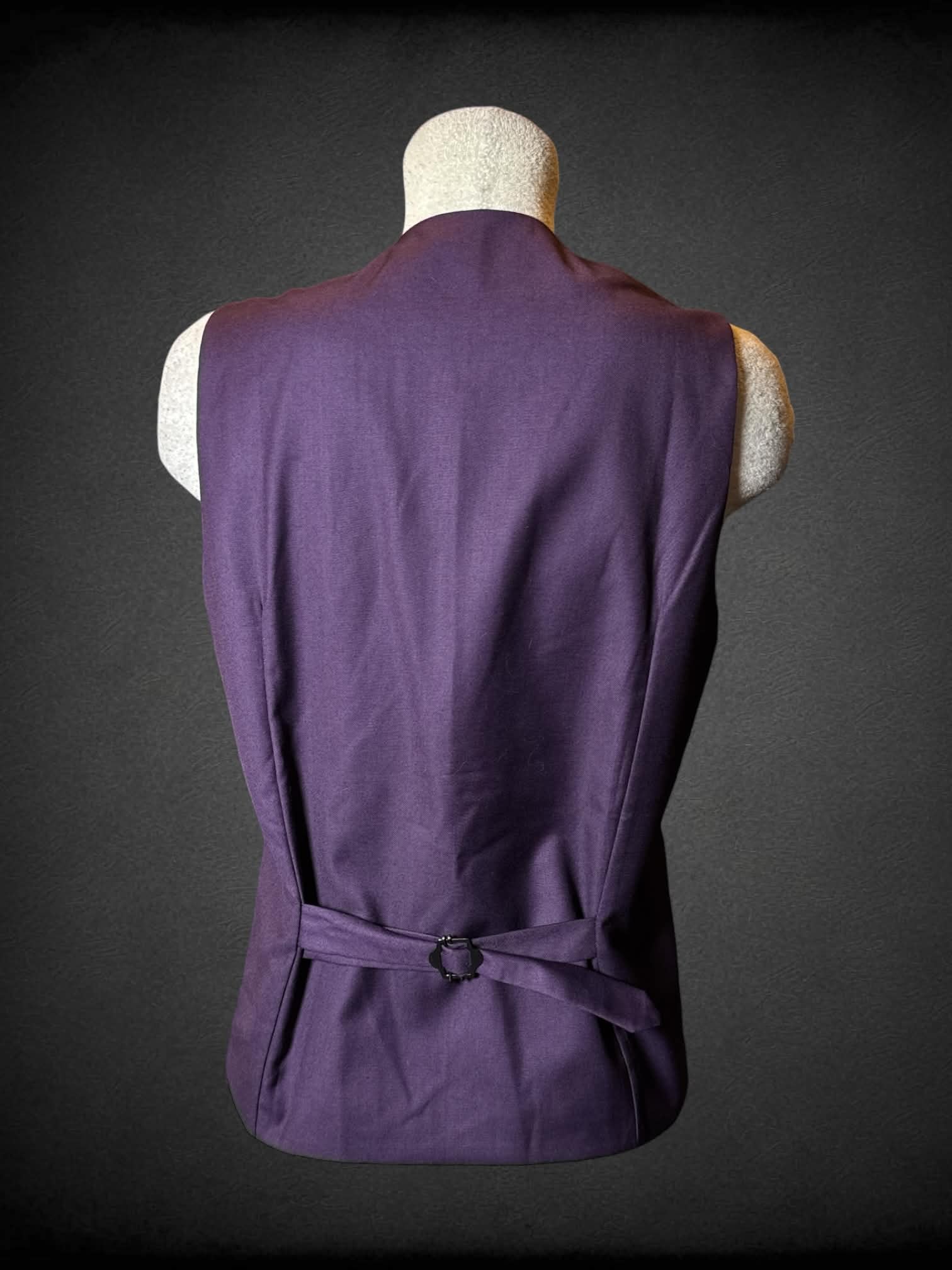 L Aoyog purple button-up vest with faux pockets