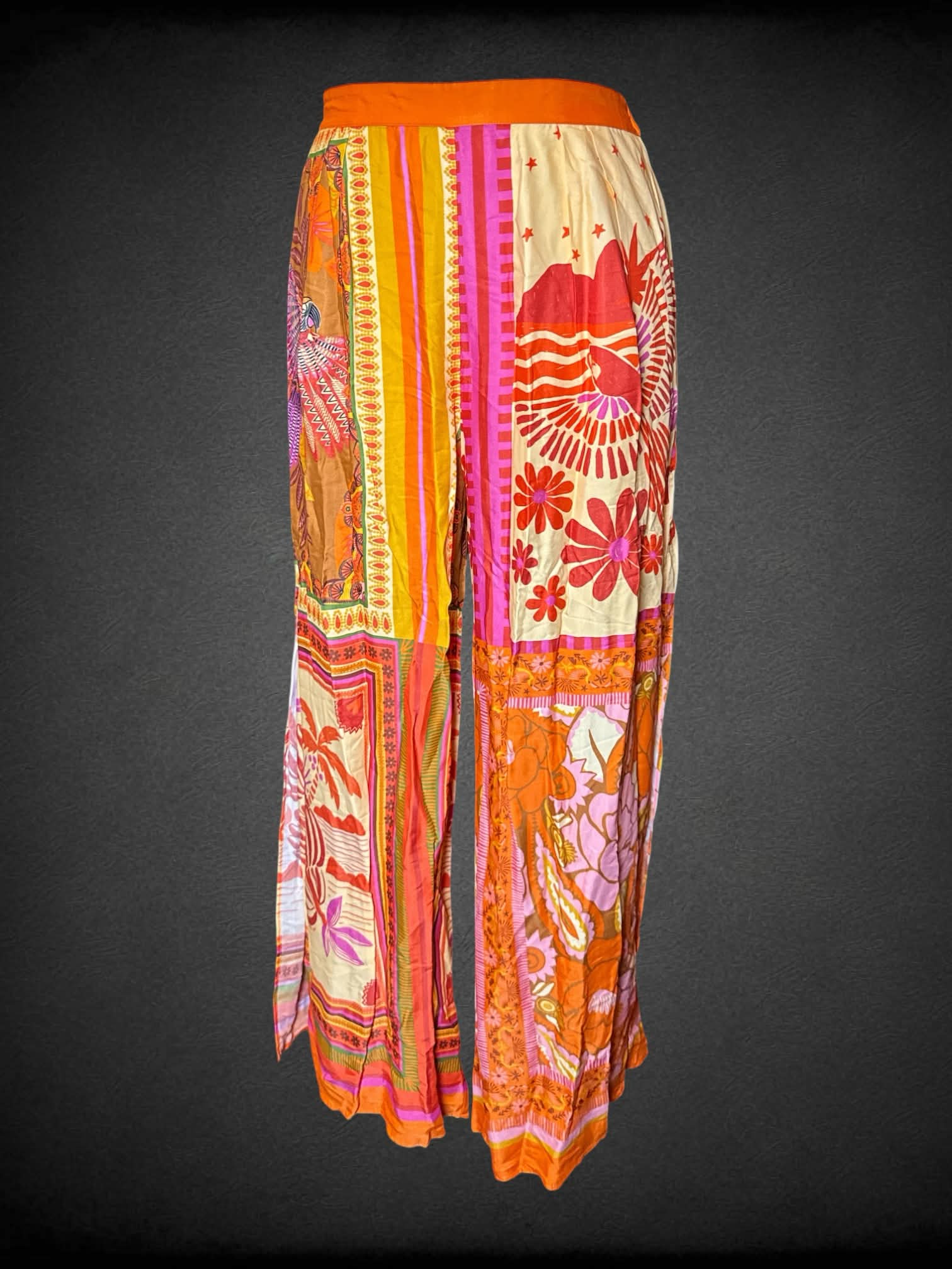 1X Farm Rio NWT orange flowy pants with tropical “quilt-like” pattern, pockets, and stretch waist