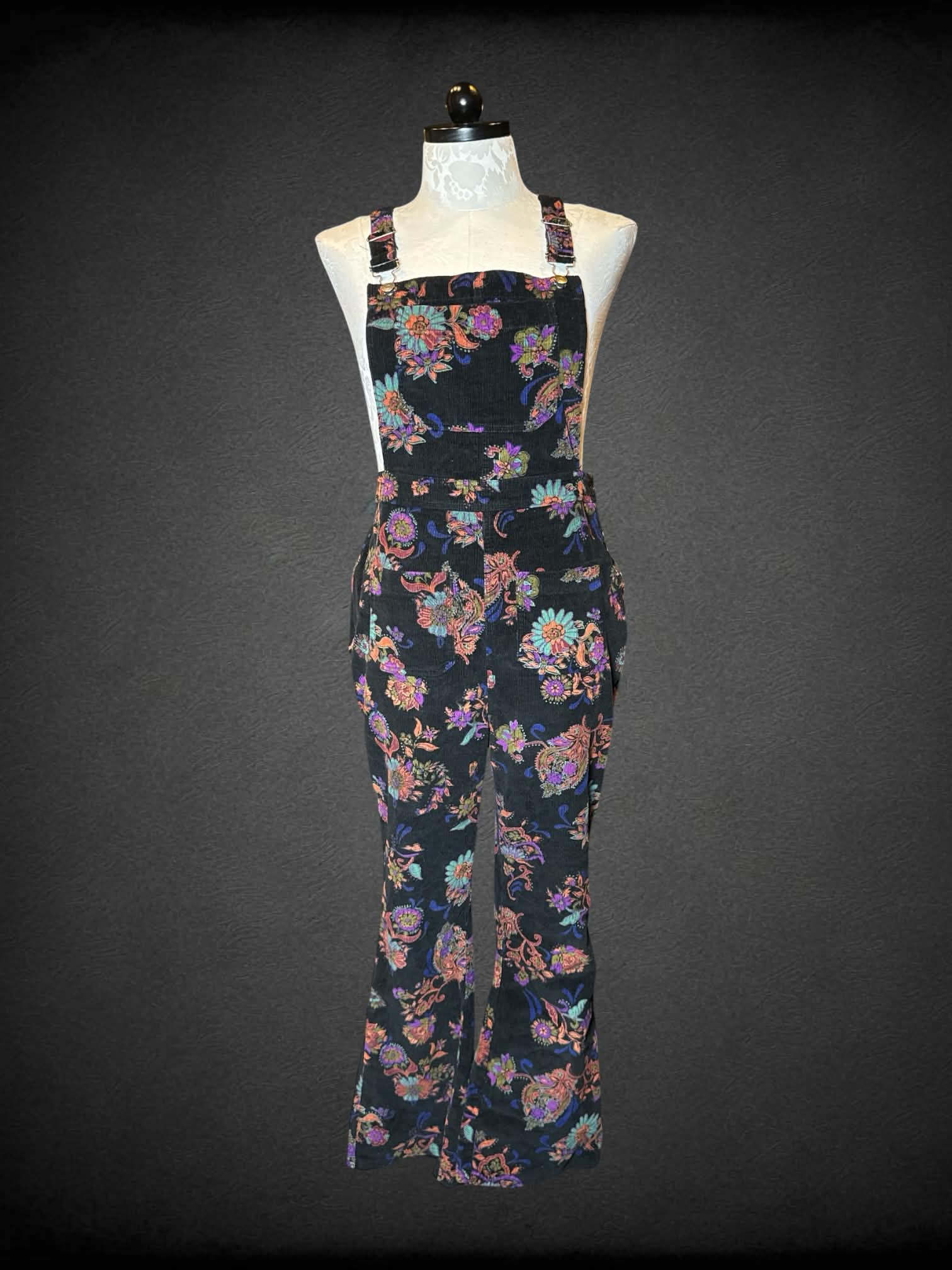 2X ModCloth black corduroy overalls with paisley floral pattern
