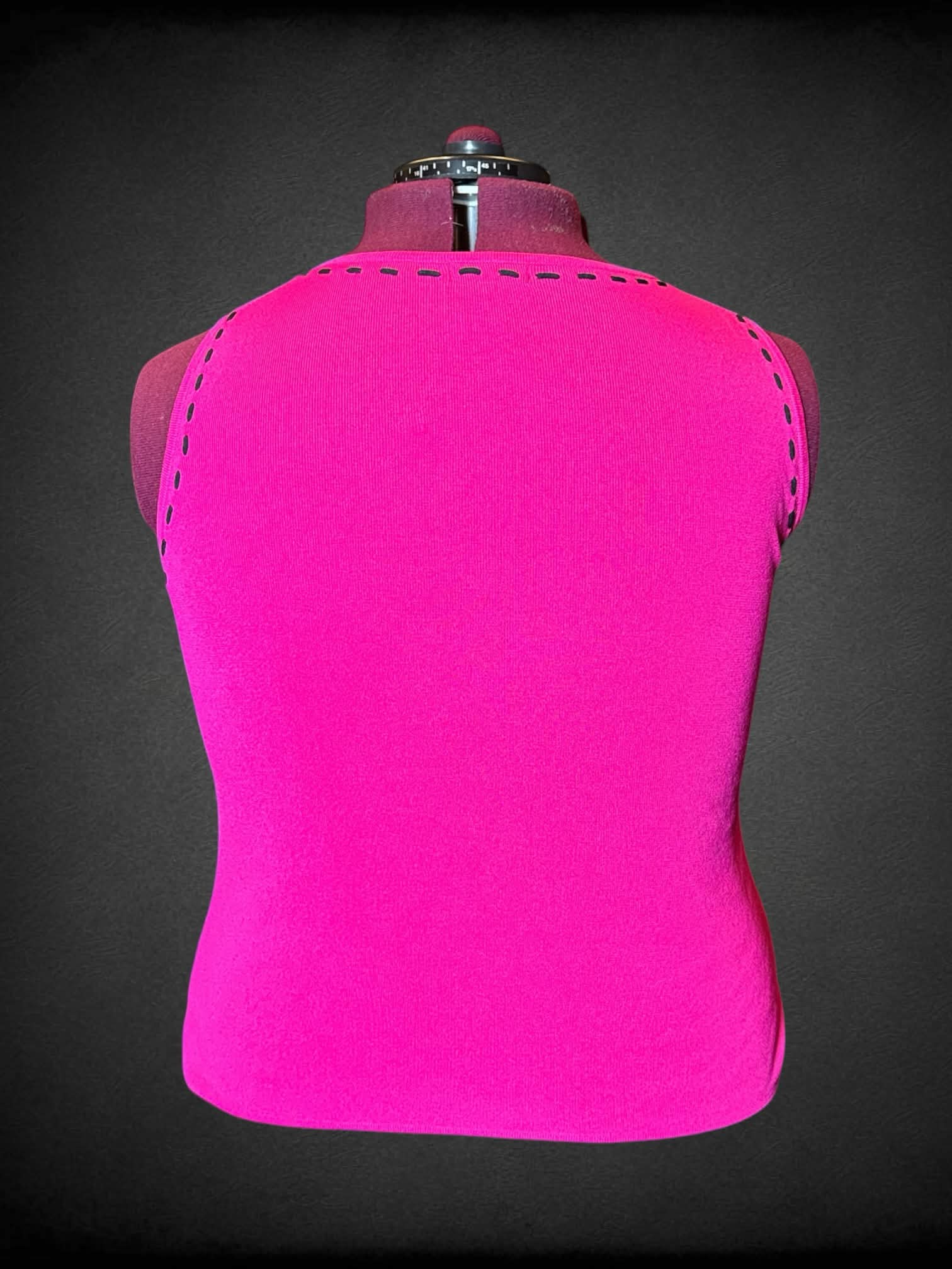 2X Grace Elements vintage hot pink ribbed tank top with decorative black stitching on neckline