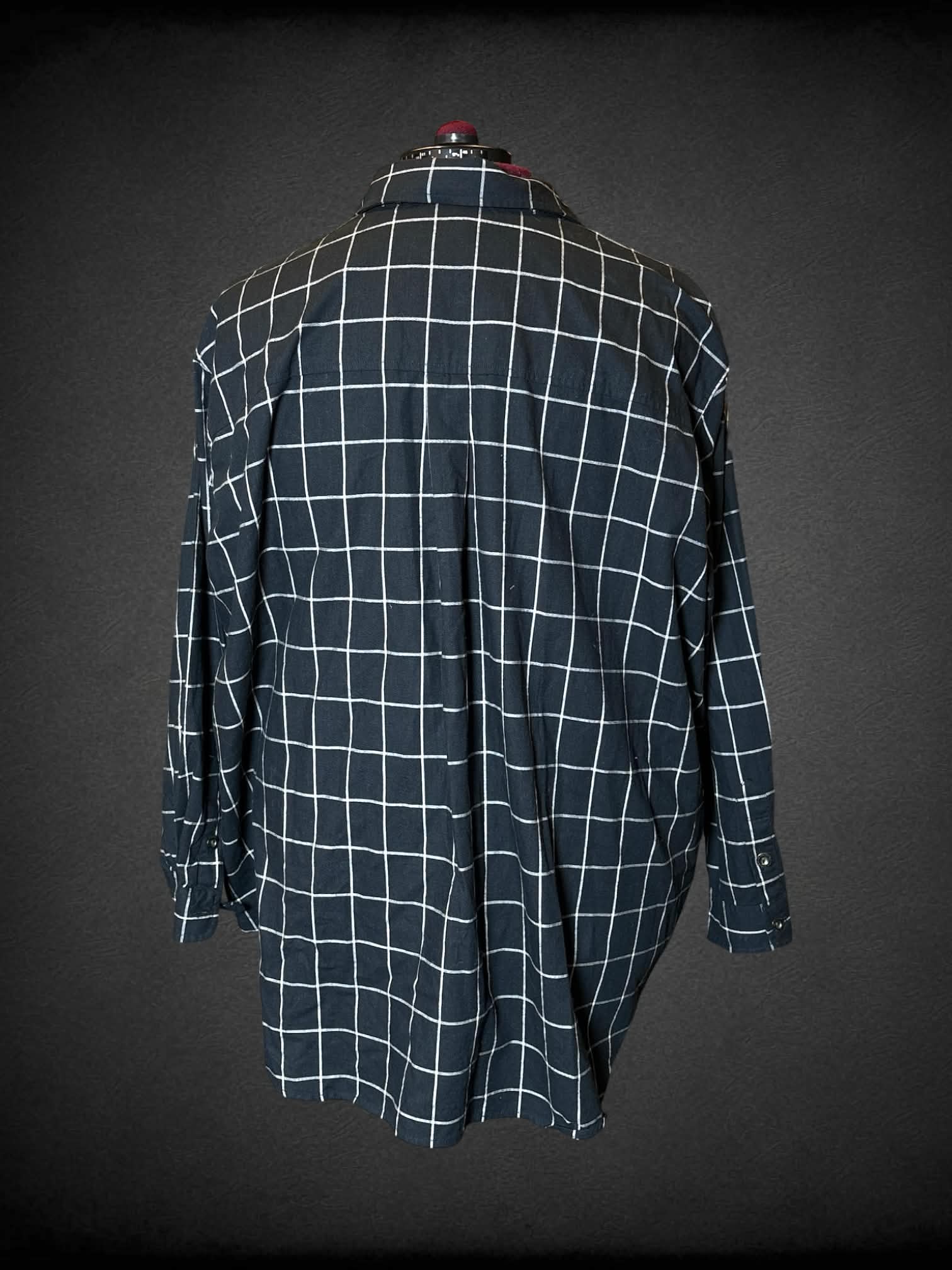 4X Jones New York vintage black button-up shirt with pocket on front, and white grid pattern