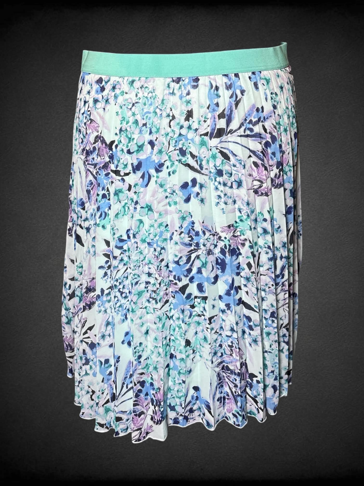 3X Jaclyn Smith mint green pleated skirt with purple & blue floral pattern, and stretch waist