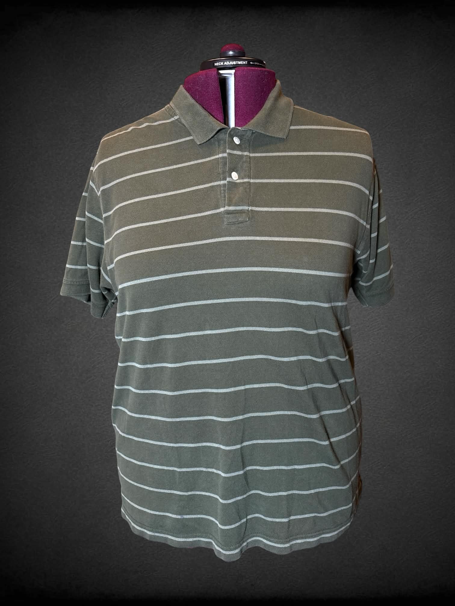 2X Cherokee green polo shirt with striped pattern