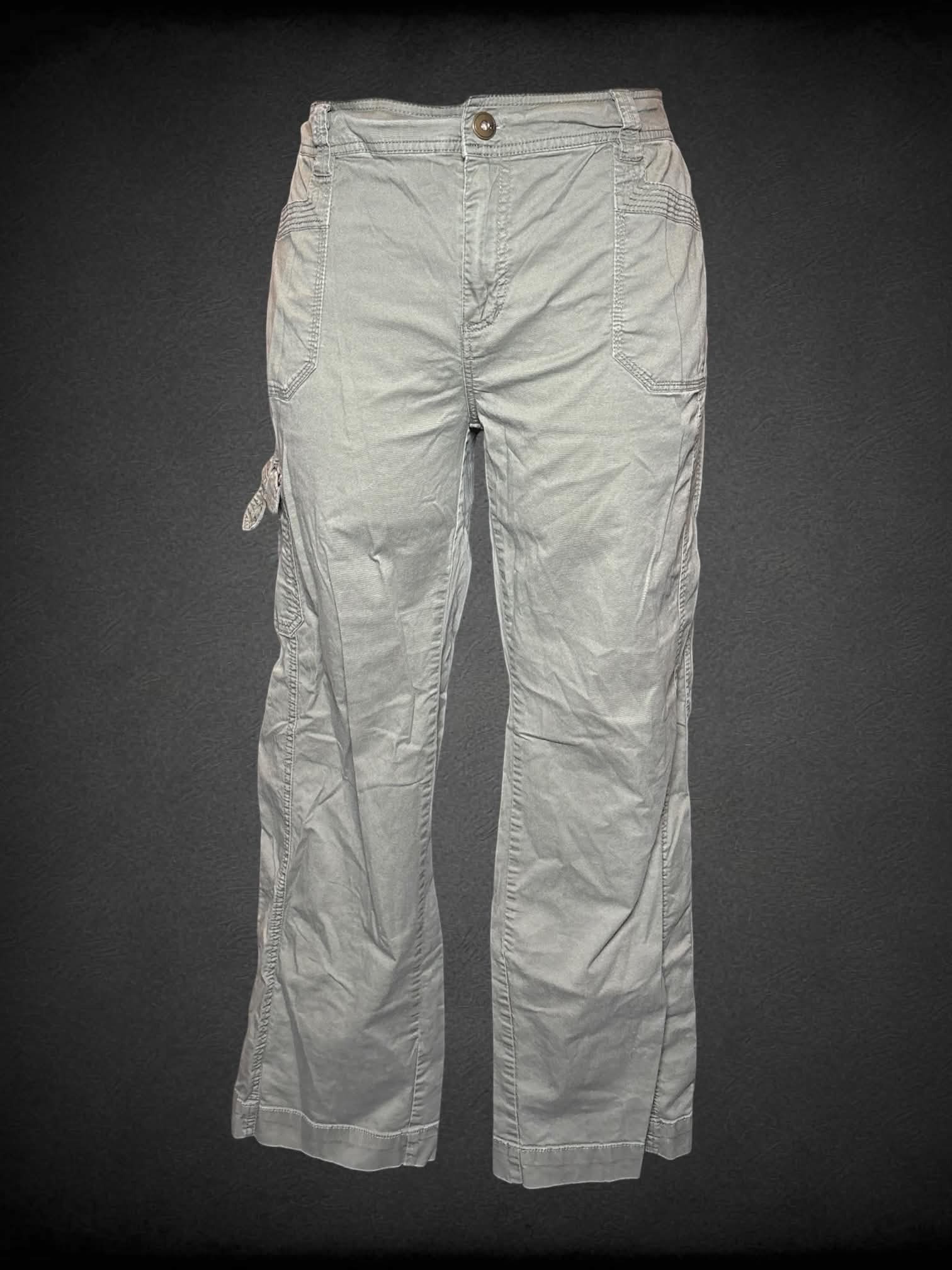 0X Avenue olive green cargo pants