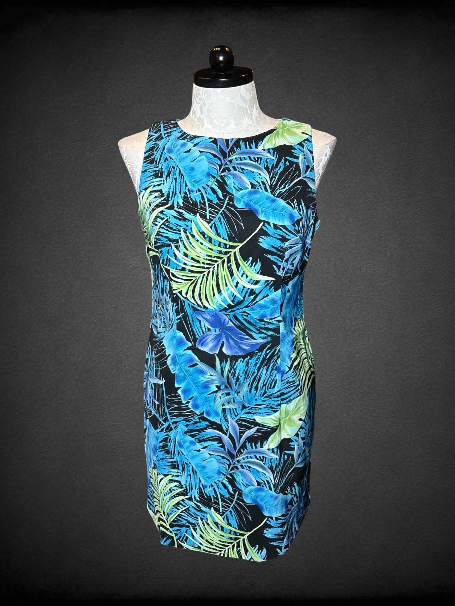 0X Dressbarn black dress with blue & green botanical design, and zipper on back