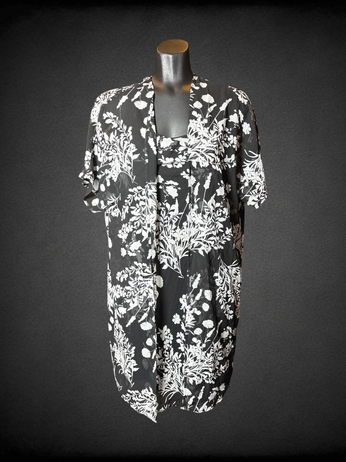 M Calvin Klein black & white two-piece set with flowy dress, and flowy cardigan