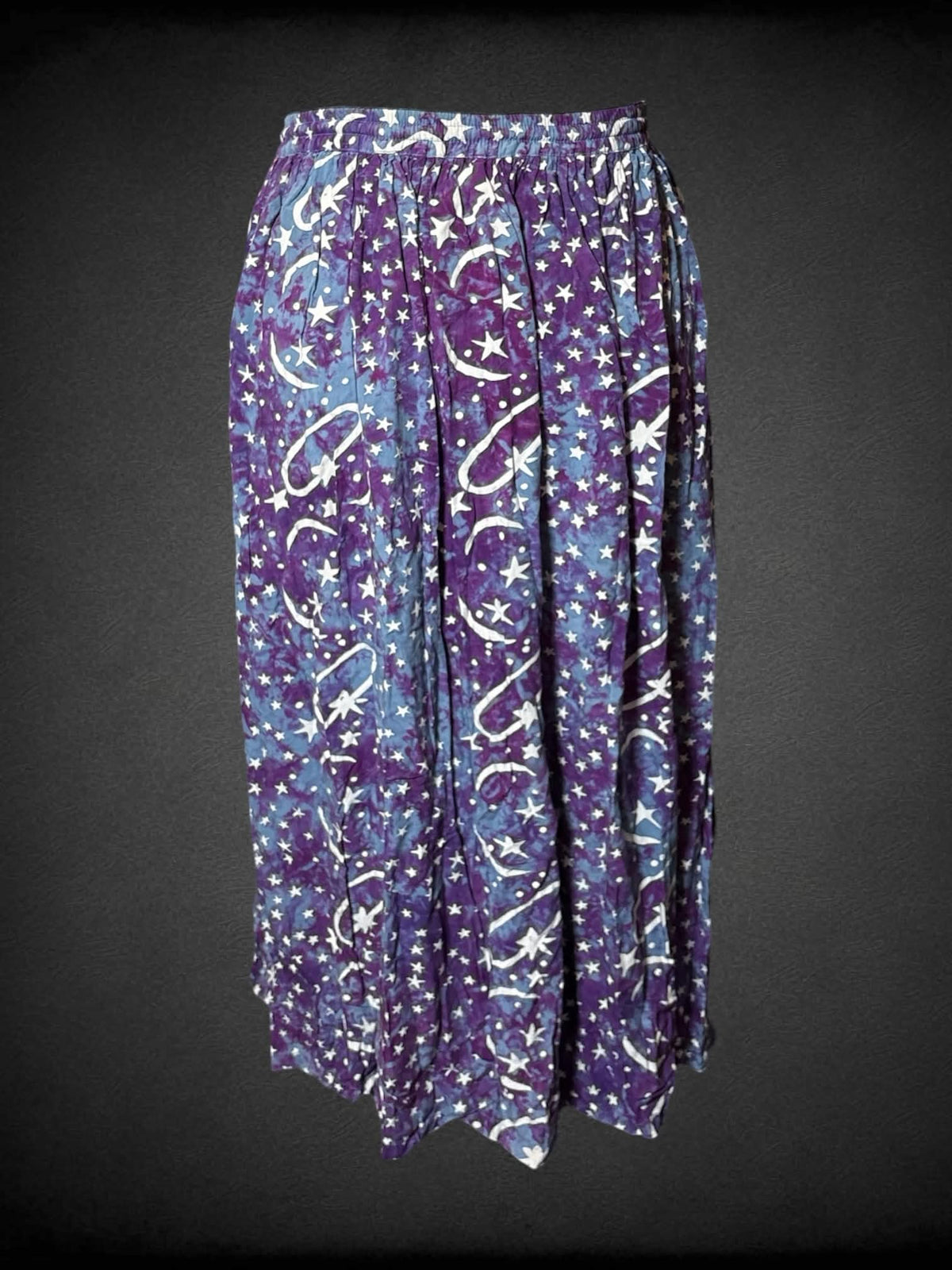 1X Wind River Trading Company purple & blue flowery skirt with star and moon pattern, and adjustable tie waist