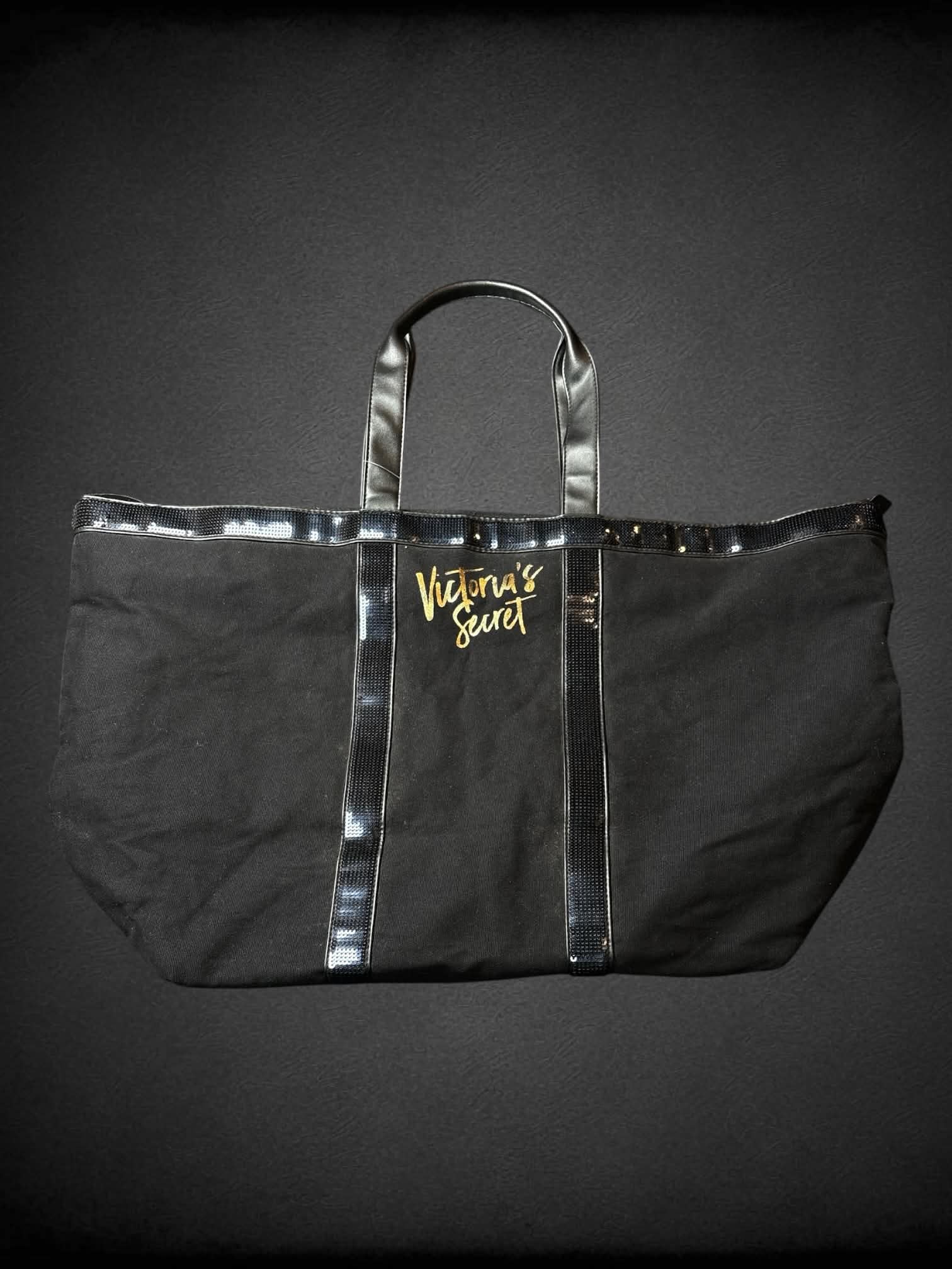 Victoria’s Secret NWT black shoulder tote bag with sequined detailing and zipper pocket