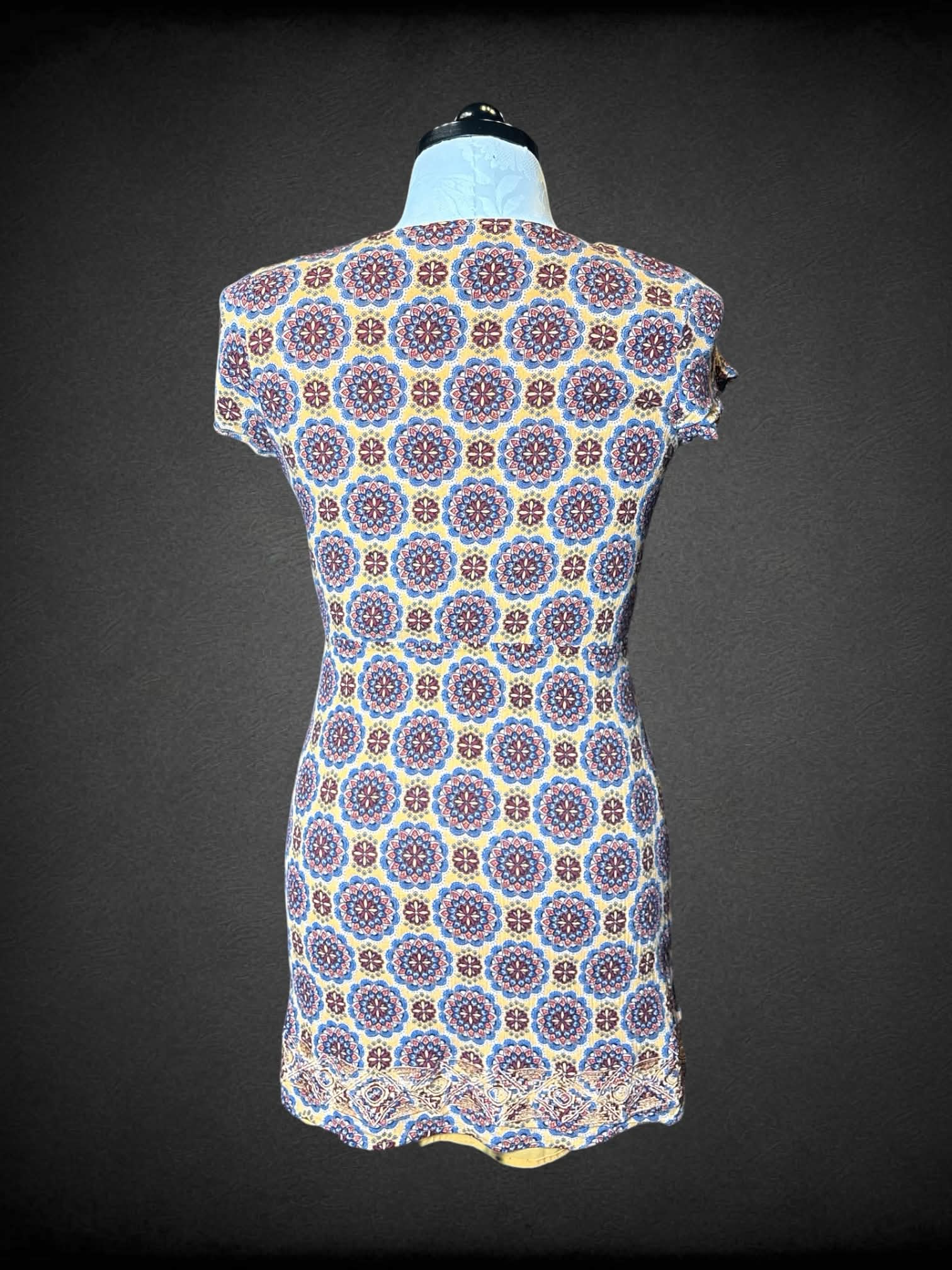 XL Market & Spruce yellow short dress with colorful mandala pattern