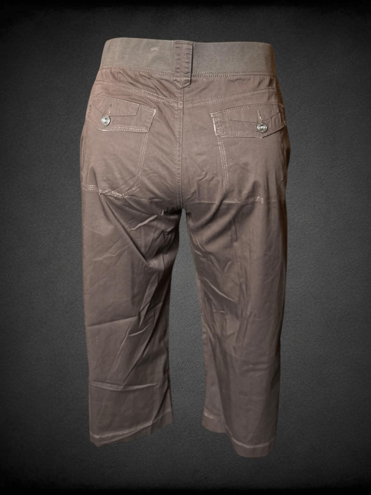 XL Lee brown cargo capri pants with adjustable stretch waist