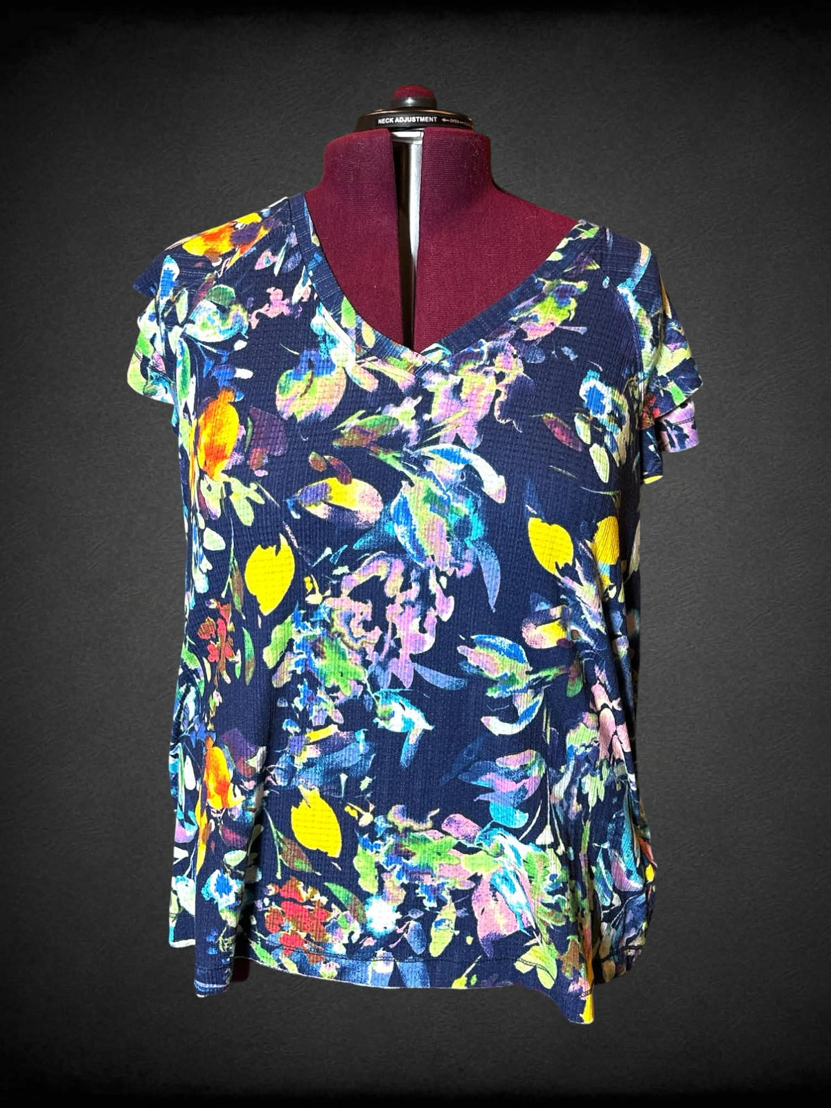 5X Zac & Rachel NWT blue v neck shirt with watercolor floral pattern, and layered ruffle sleeves