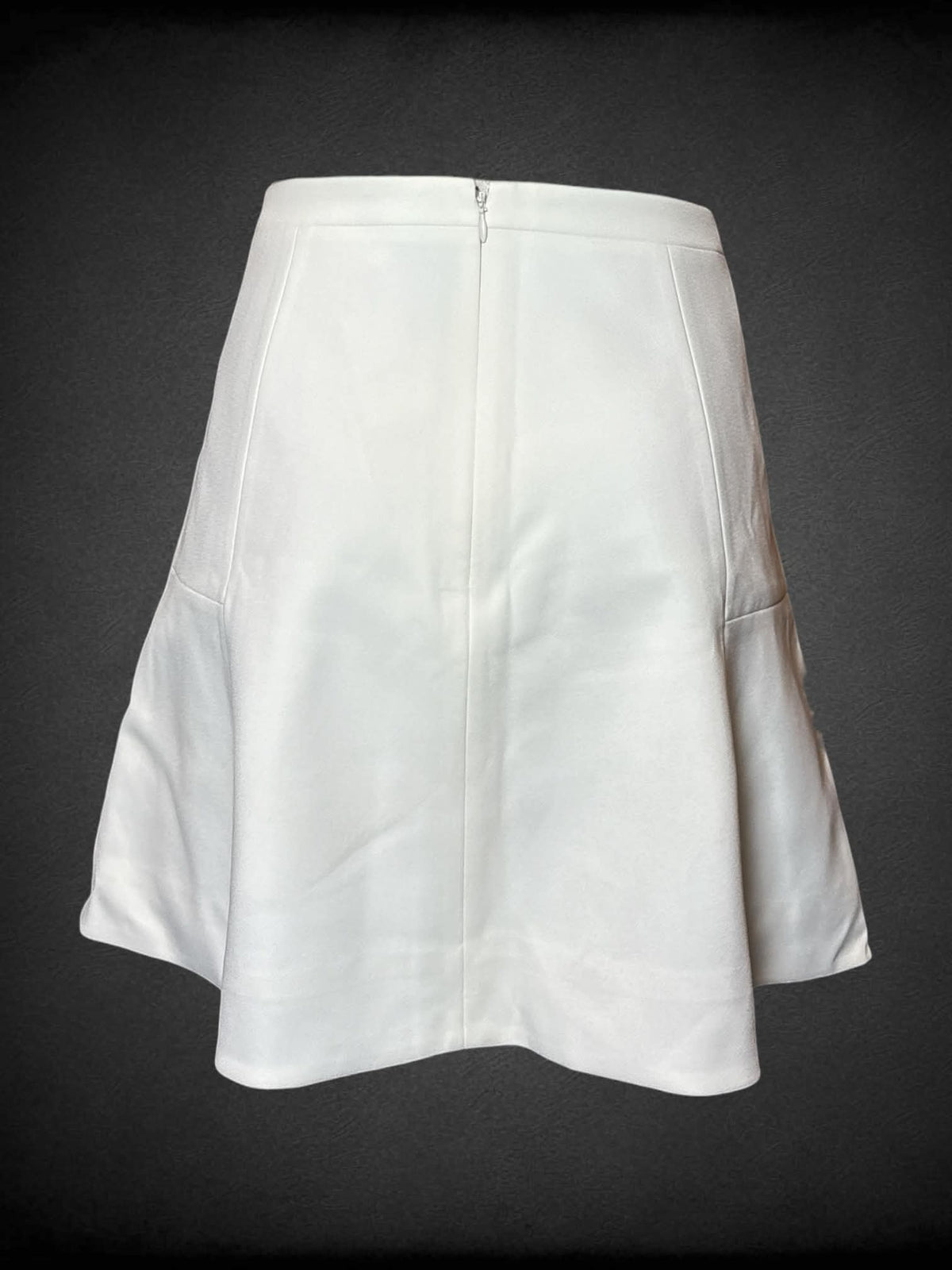 L J. Crew NWT white skirt with zipper on back