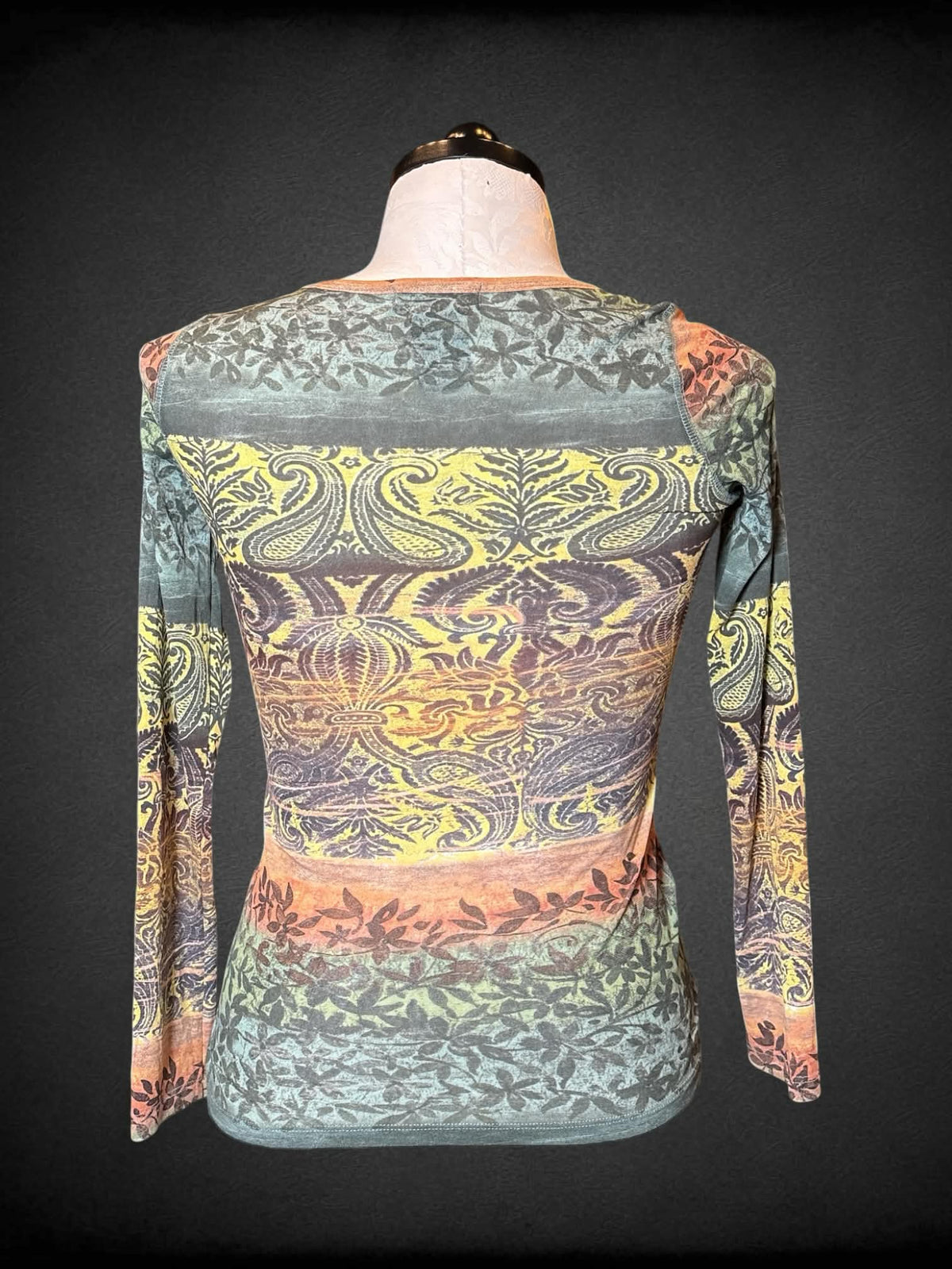 0X Karen Kane green long-sleeve sheer v neck shirt with paisley design, and gemstones on front