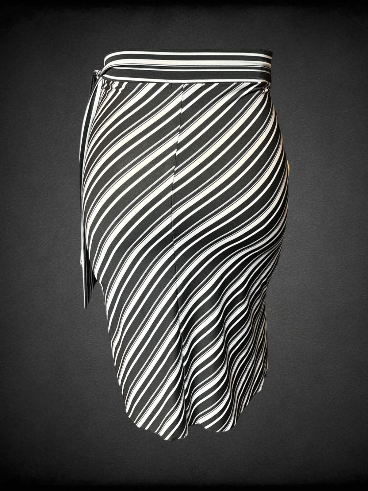 XL One vintage Y2K black & white striped skirt with stretch waist and tie on side