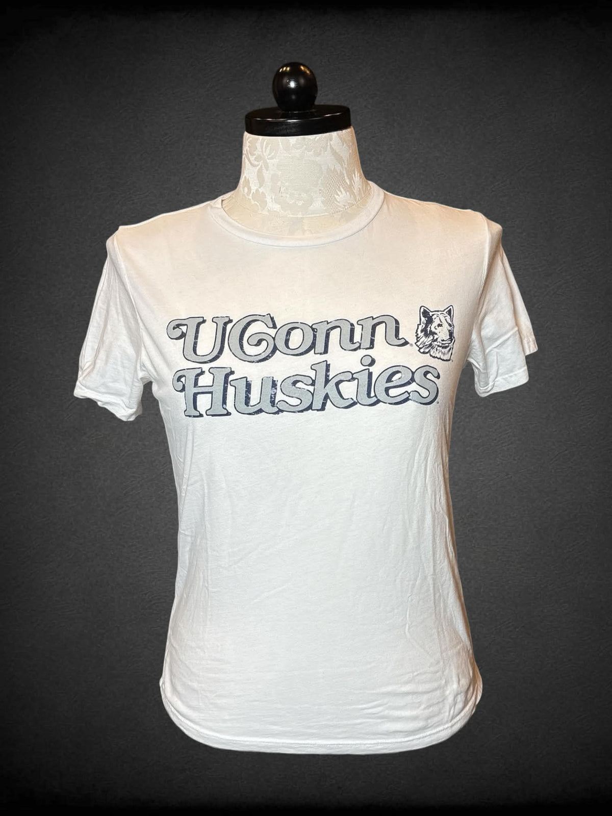 0X Reserve white t shirt with 1970’s style UConn Huskies logo on front