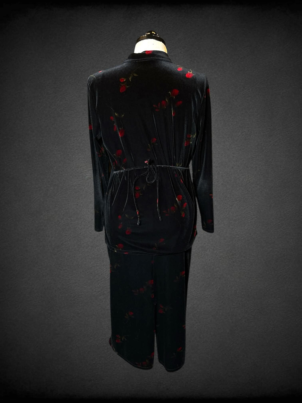 1X Kathie Lee vintage two-piece set with black velvet skirt and button-up shirt with rose design, and tie around top