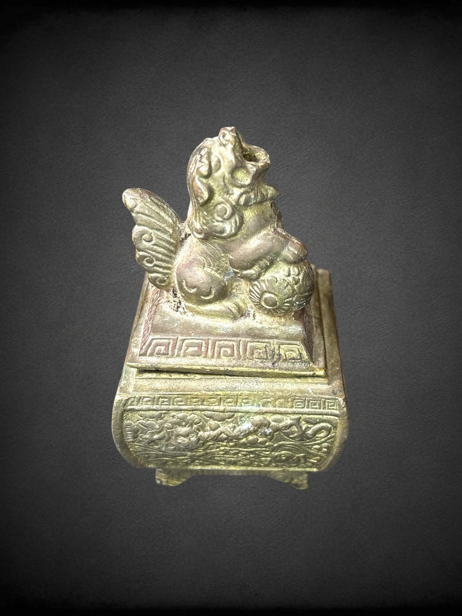 Antique bronze Shishi Lion censer, Japanese intense holder