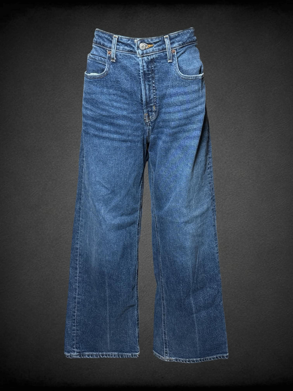 L Old Navy blue high-waisted wide legged  jeans