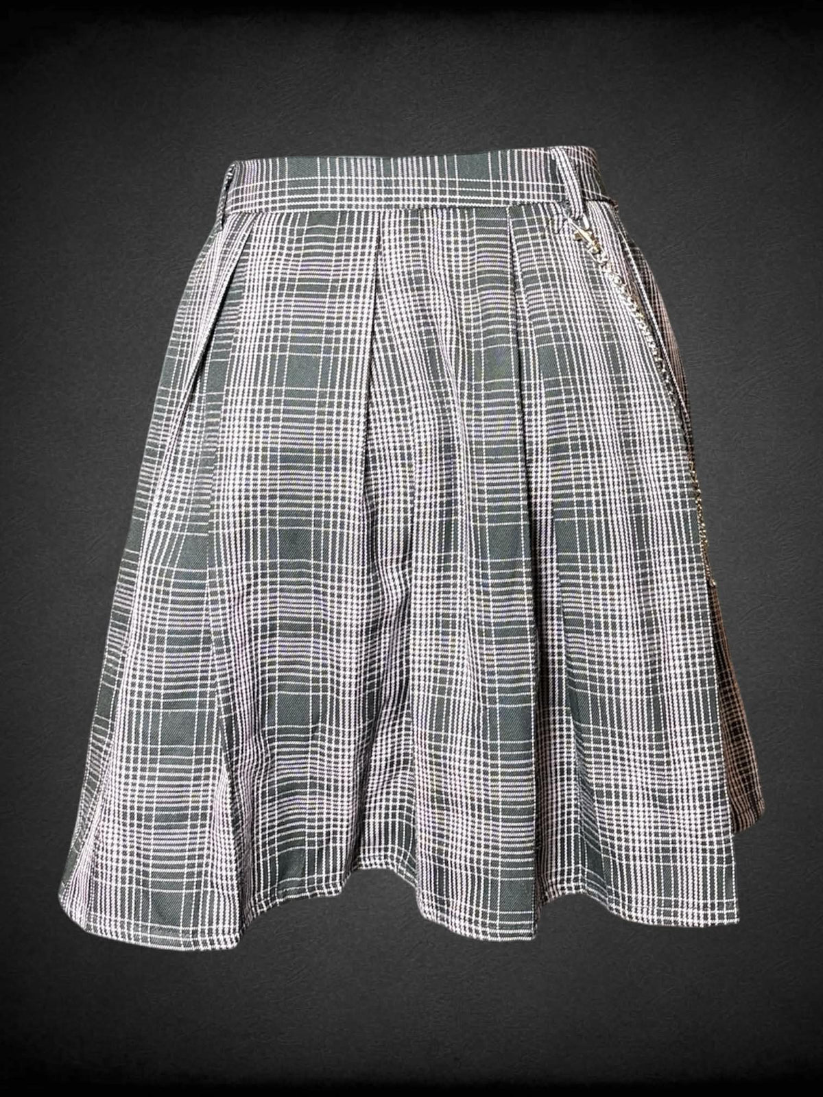 M Sweet Society NWT black & pink plaid pleated skirt with chain, and zipper on side