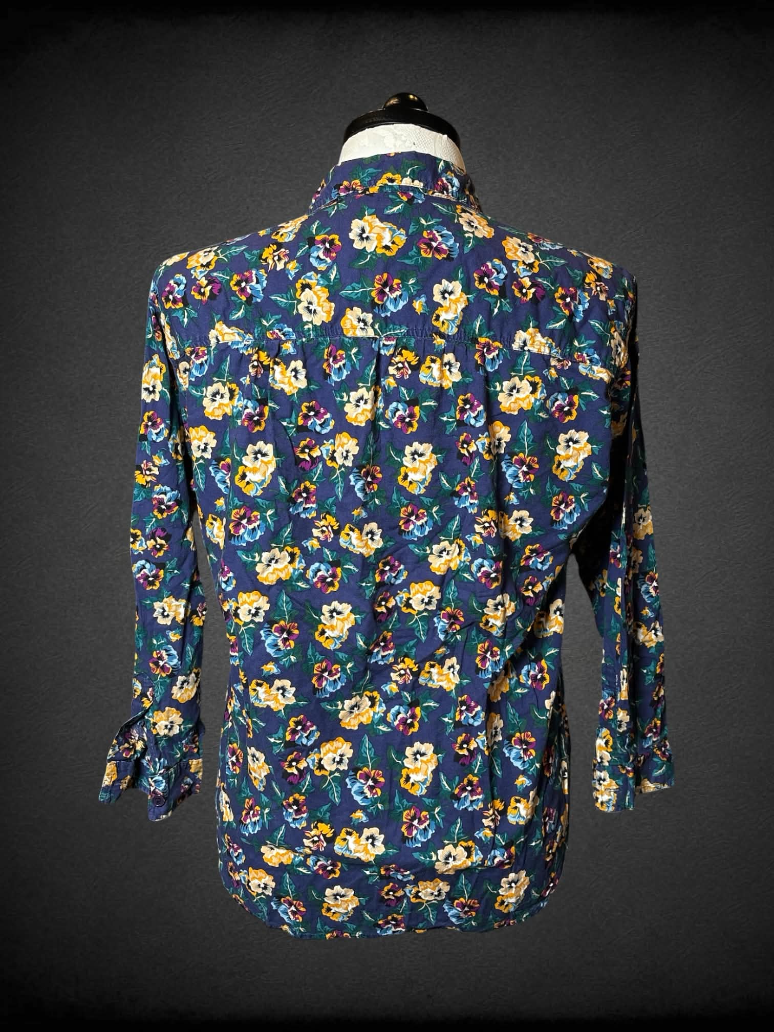 1X Honors vintage blue button-up shirt with colorful floral pattern, and pocket on front
