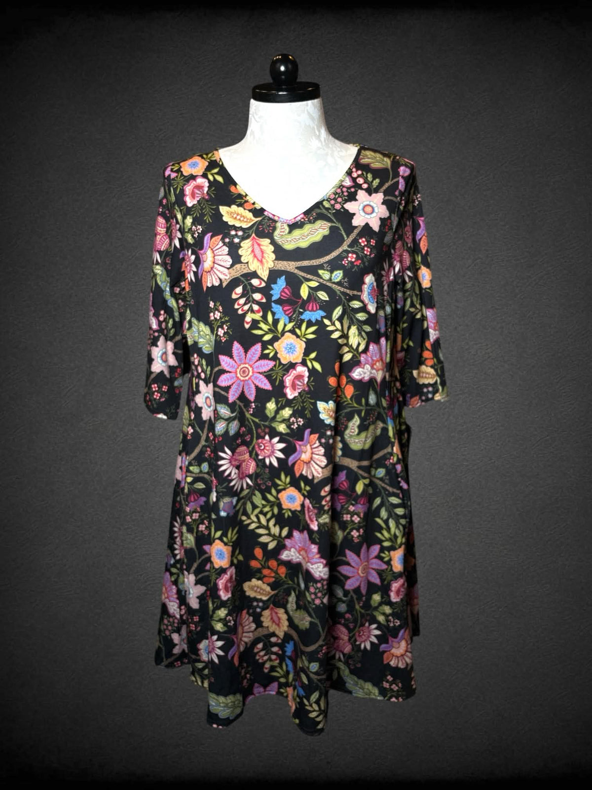 1X Popsy NWT black three-quarter sleeve dress with floral pattern, and pockets