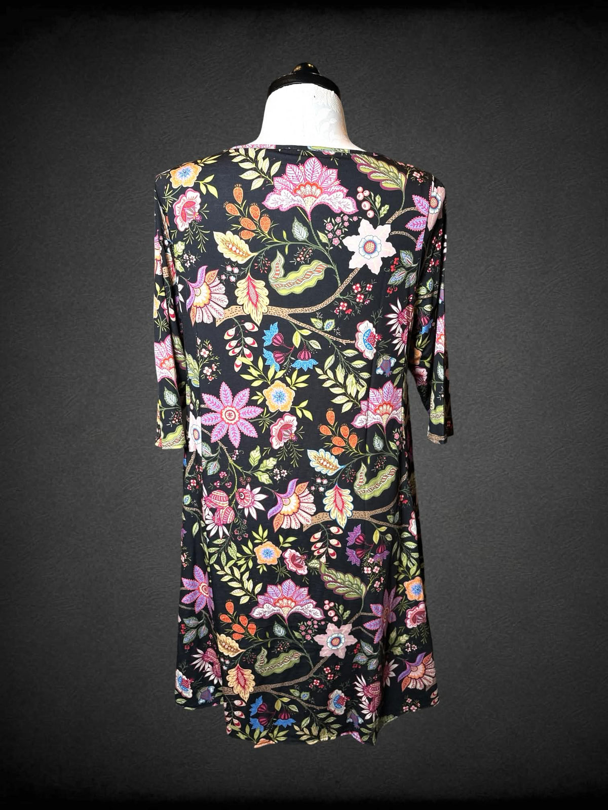 1X Popsy NWT black three-quarter sleeve dress with floral pattern, and pockets