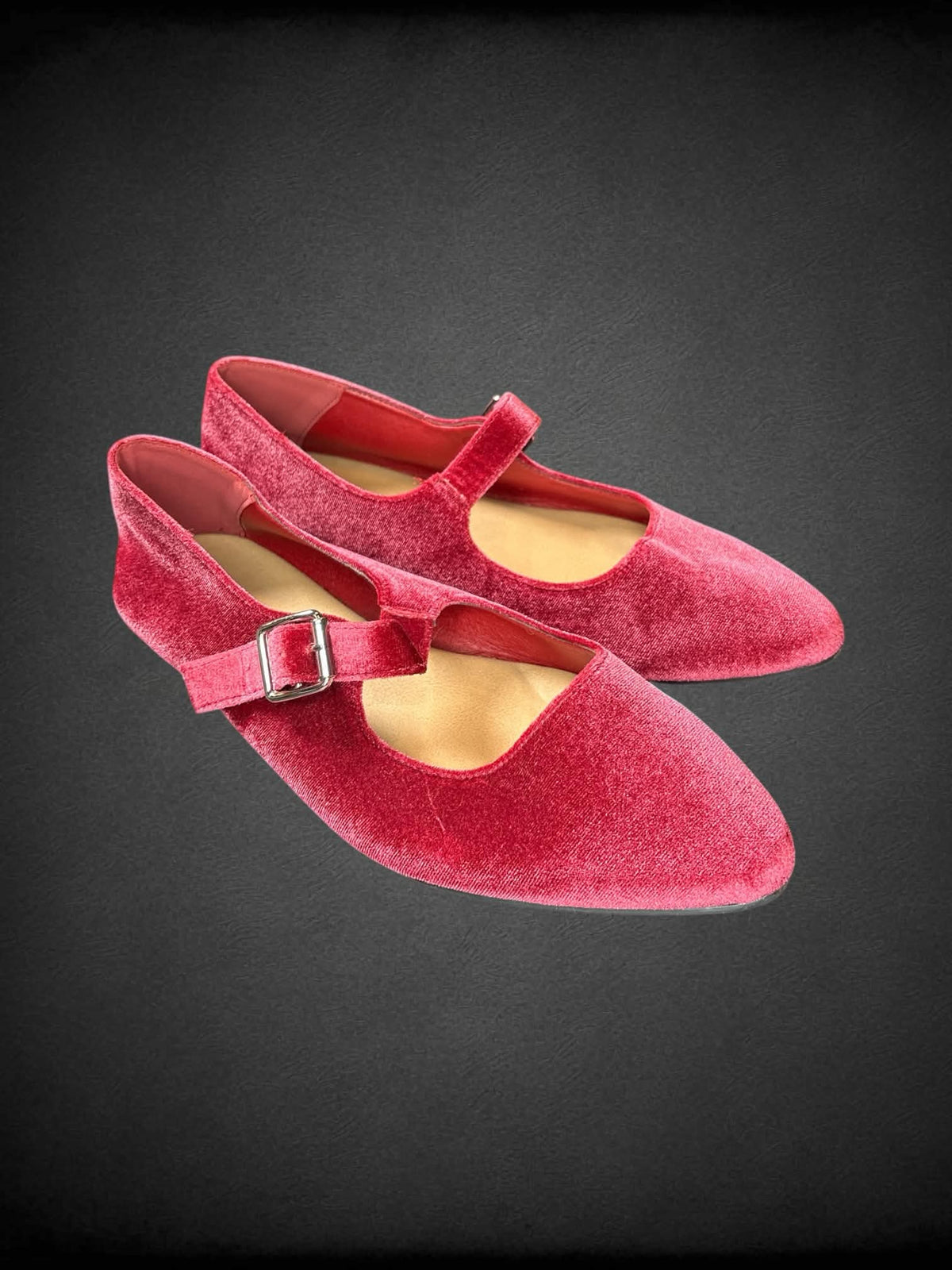 Size 9.5W Torrid maroon velvet pointed flats