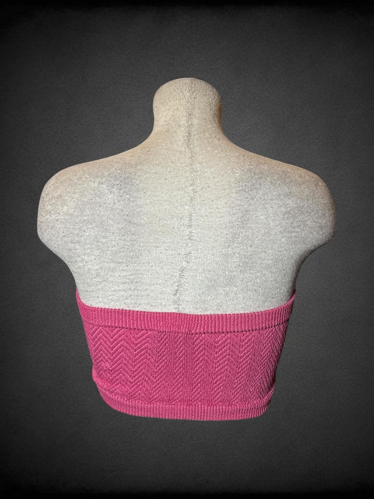 L M. Rena pink knit tube top with textured design