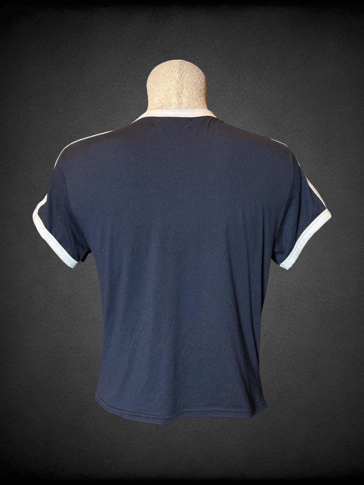 L Forever 21 navy blue short sleeve top with bedazzled star on front