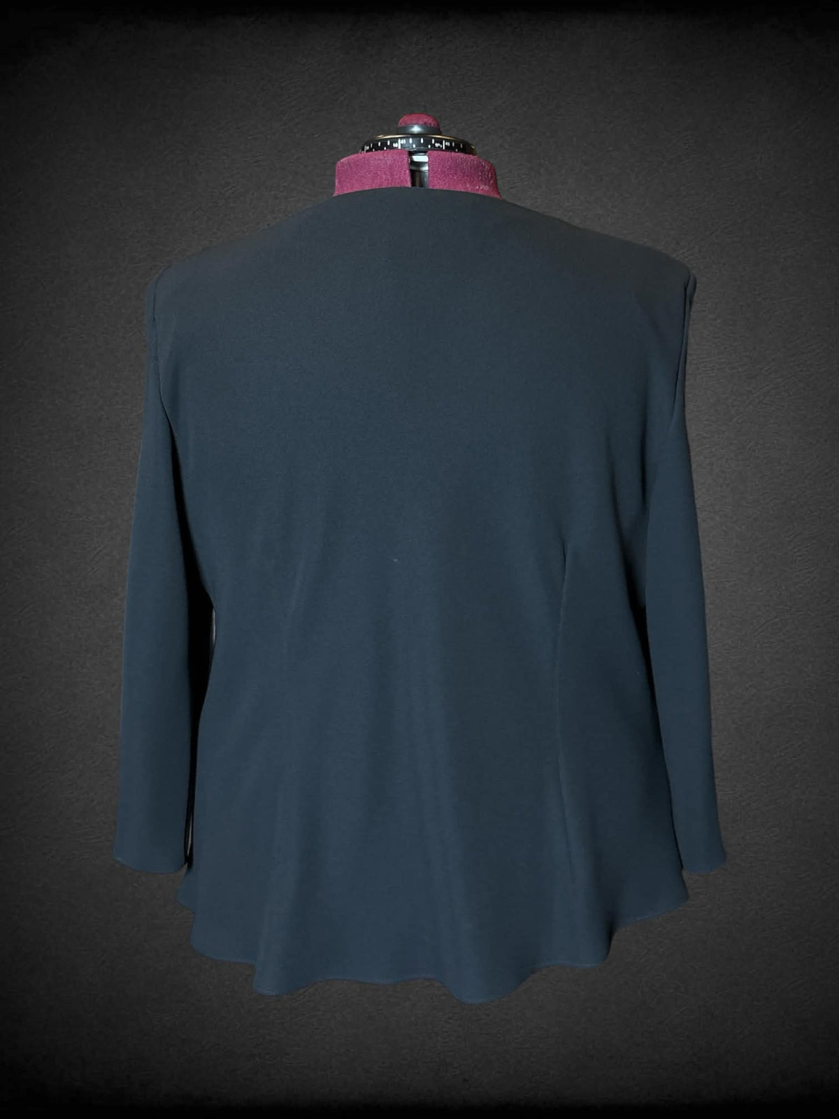 2X Donna Rocco vintage black long-sleeve blouse with padded shoulders, and slouched cowl neck design