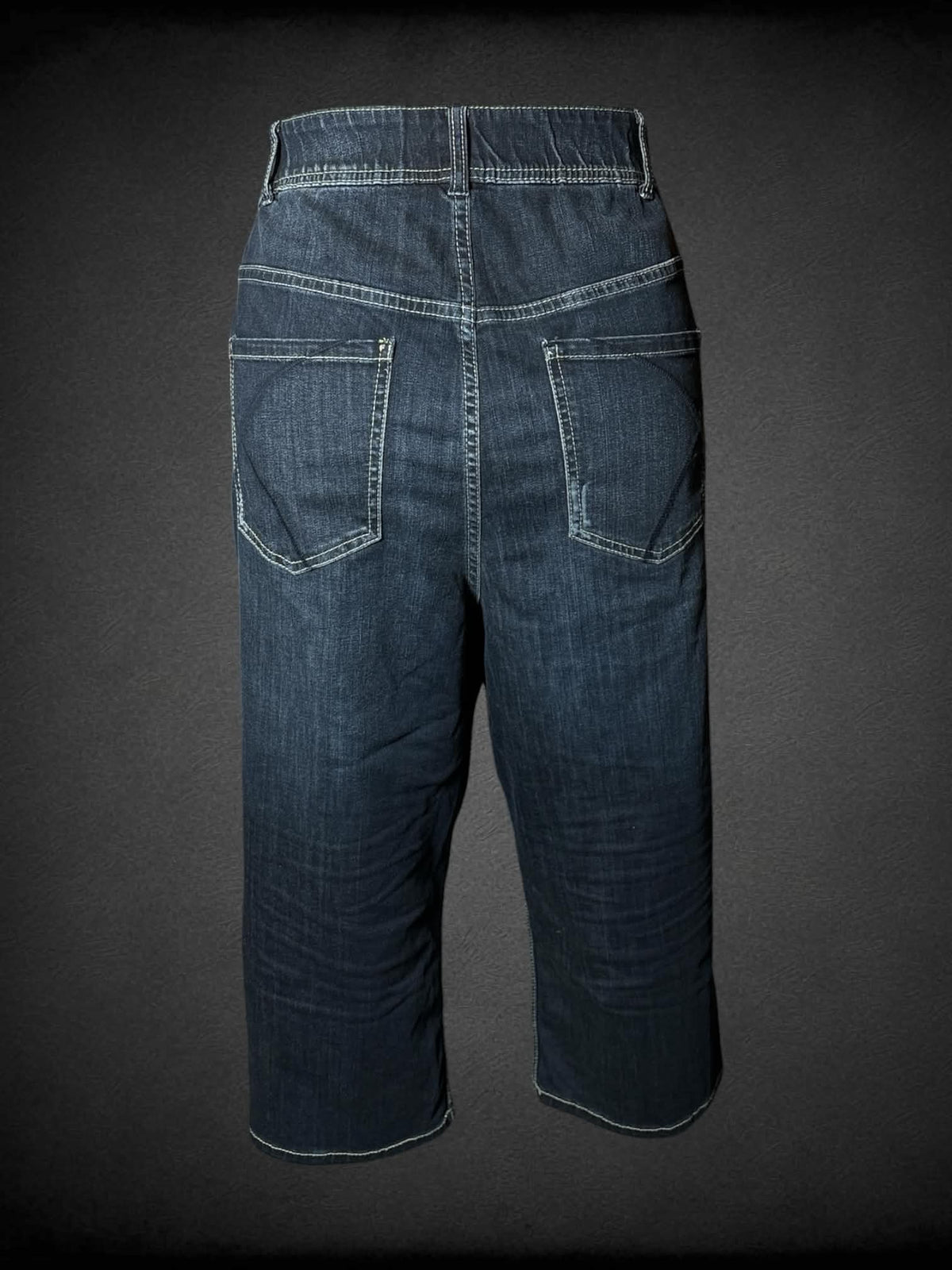 2X Lane Bryant dark blue denim capris with stretch waist