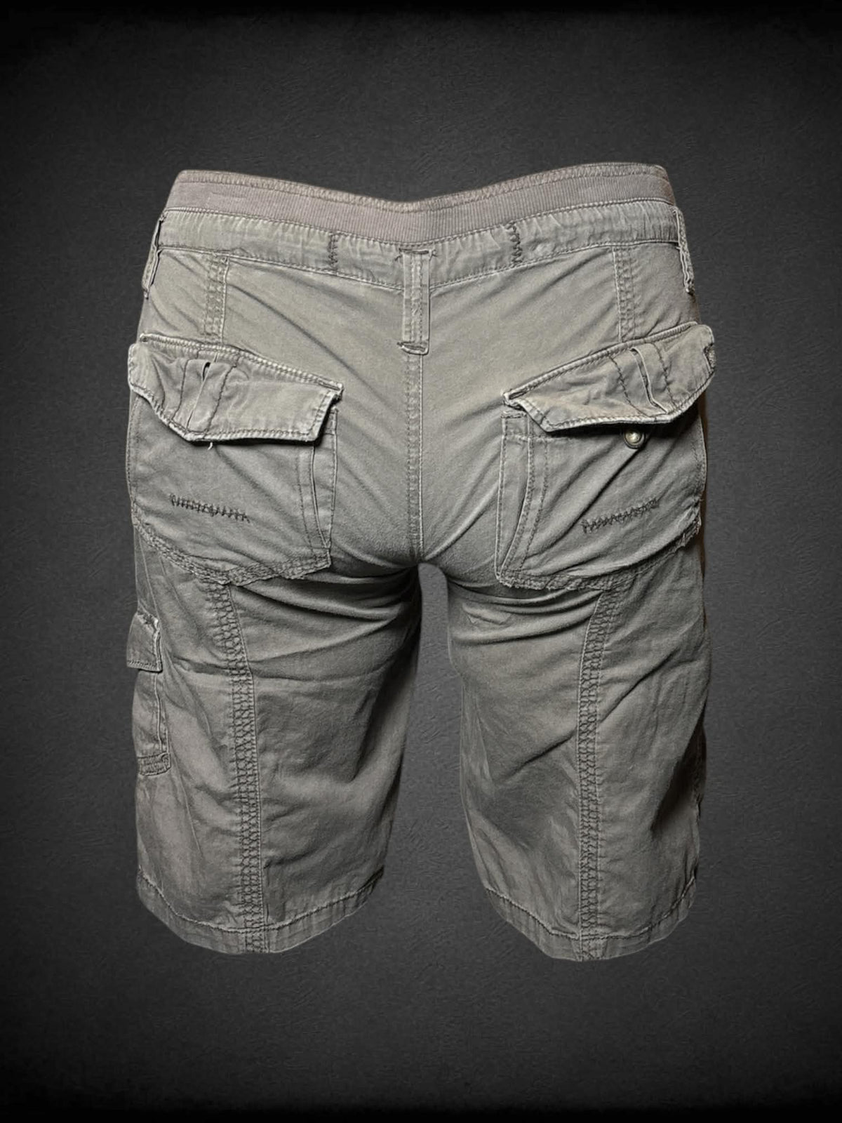XL Union Bay brown cargo shorts