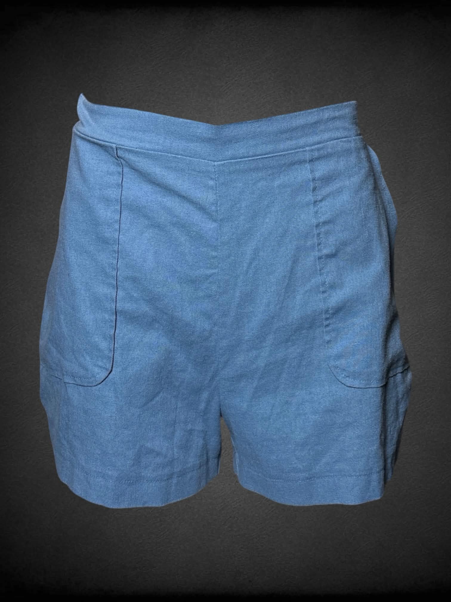 L Shinestar light blue shorts with stretch waist