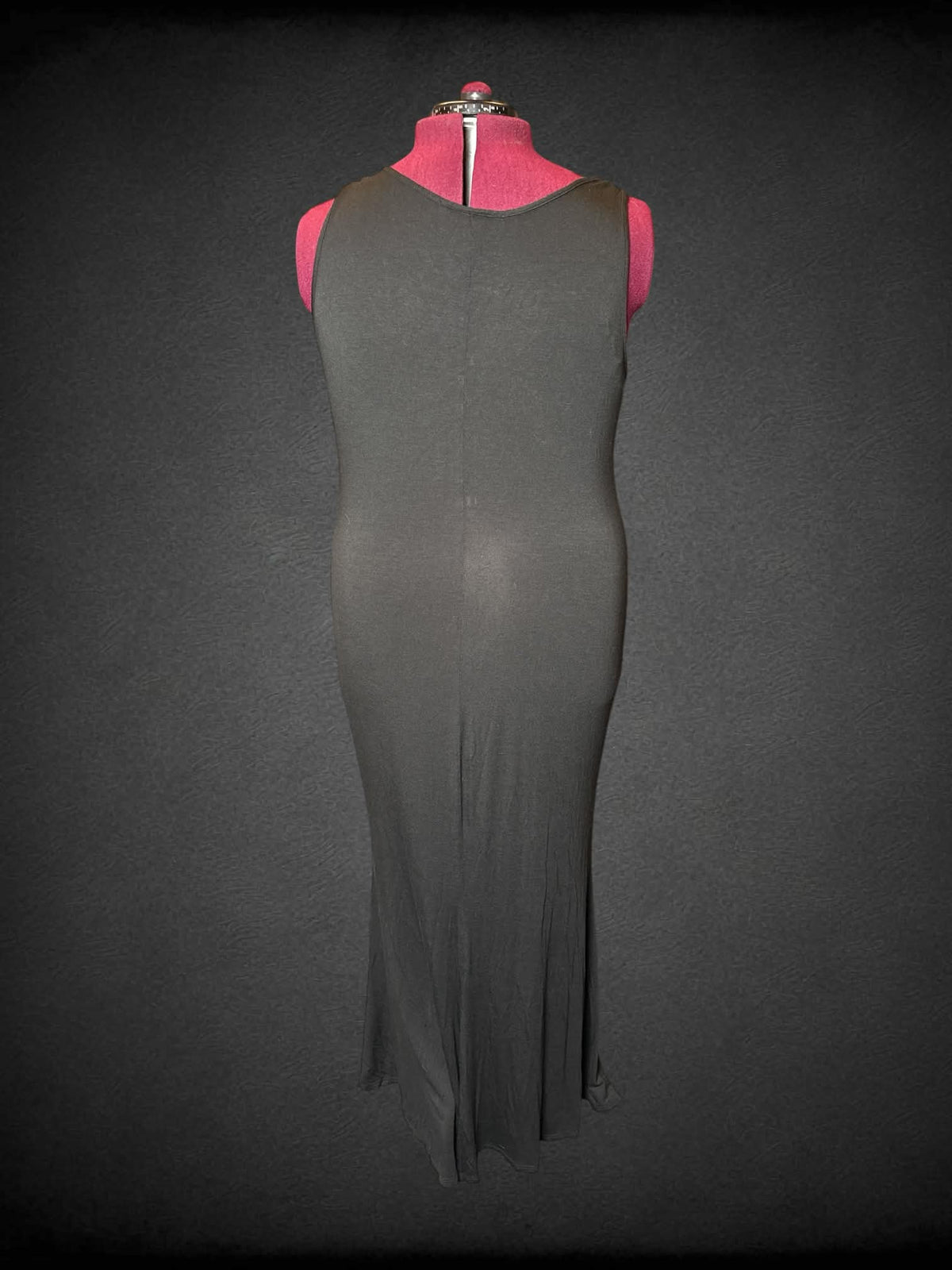 4X Ashley Stewart black dress with white striped design on front