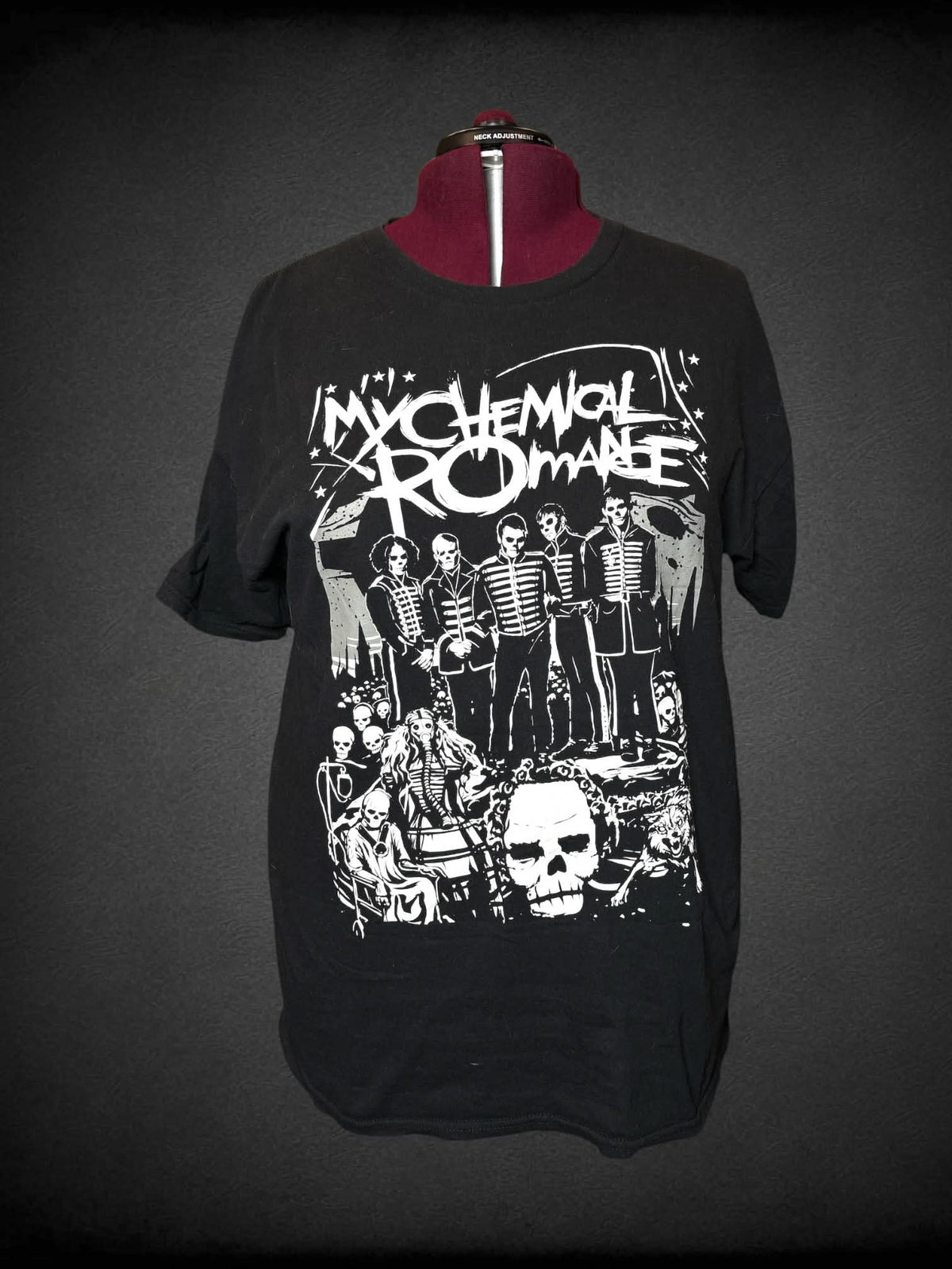2X My Chemical Romance black t shirt with “The Black Parade” graphic on front