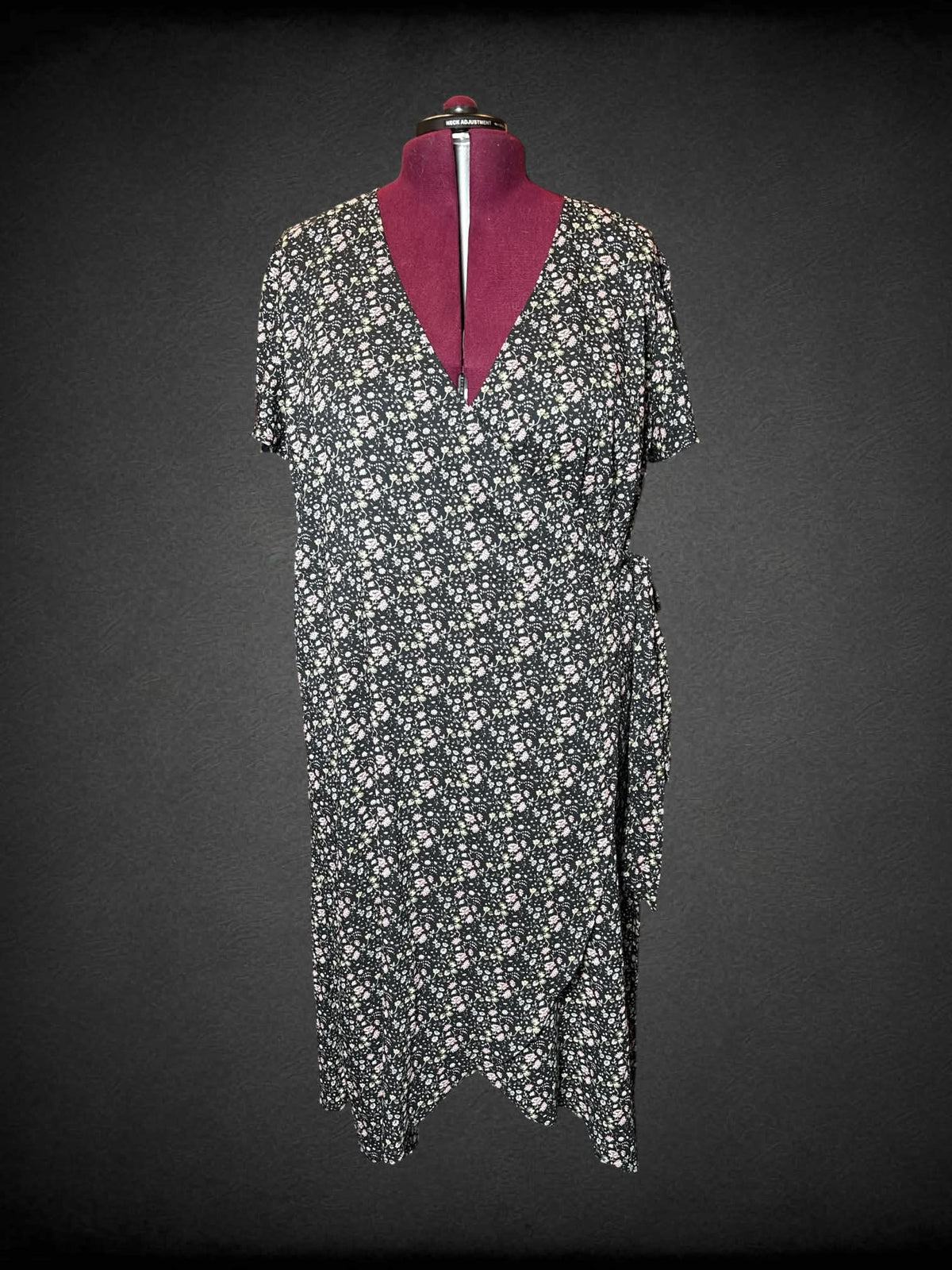 2X Loft black wrap-around sun dress with floral pattern, and tie on waist