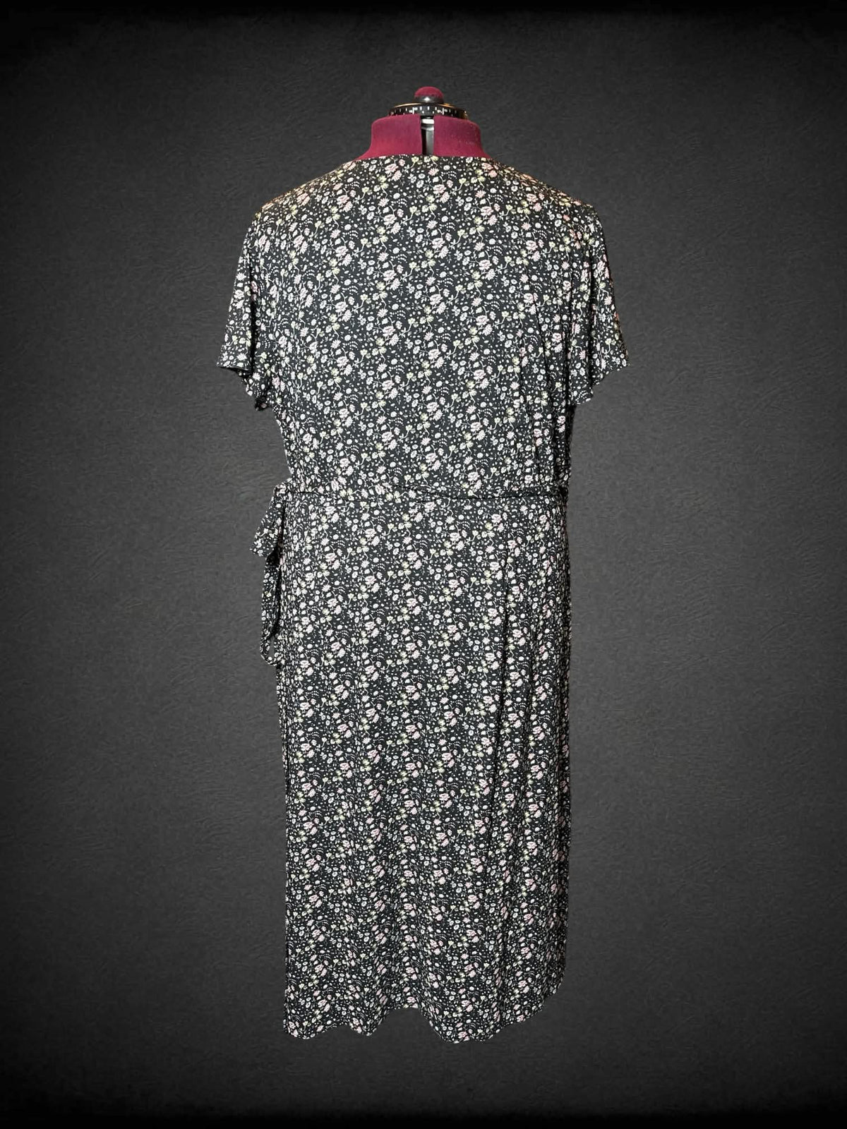 2X Loft black wrap-around sun dress with floral pattern, and tie on waist